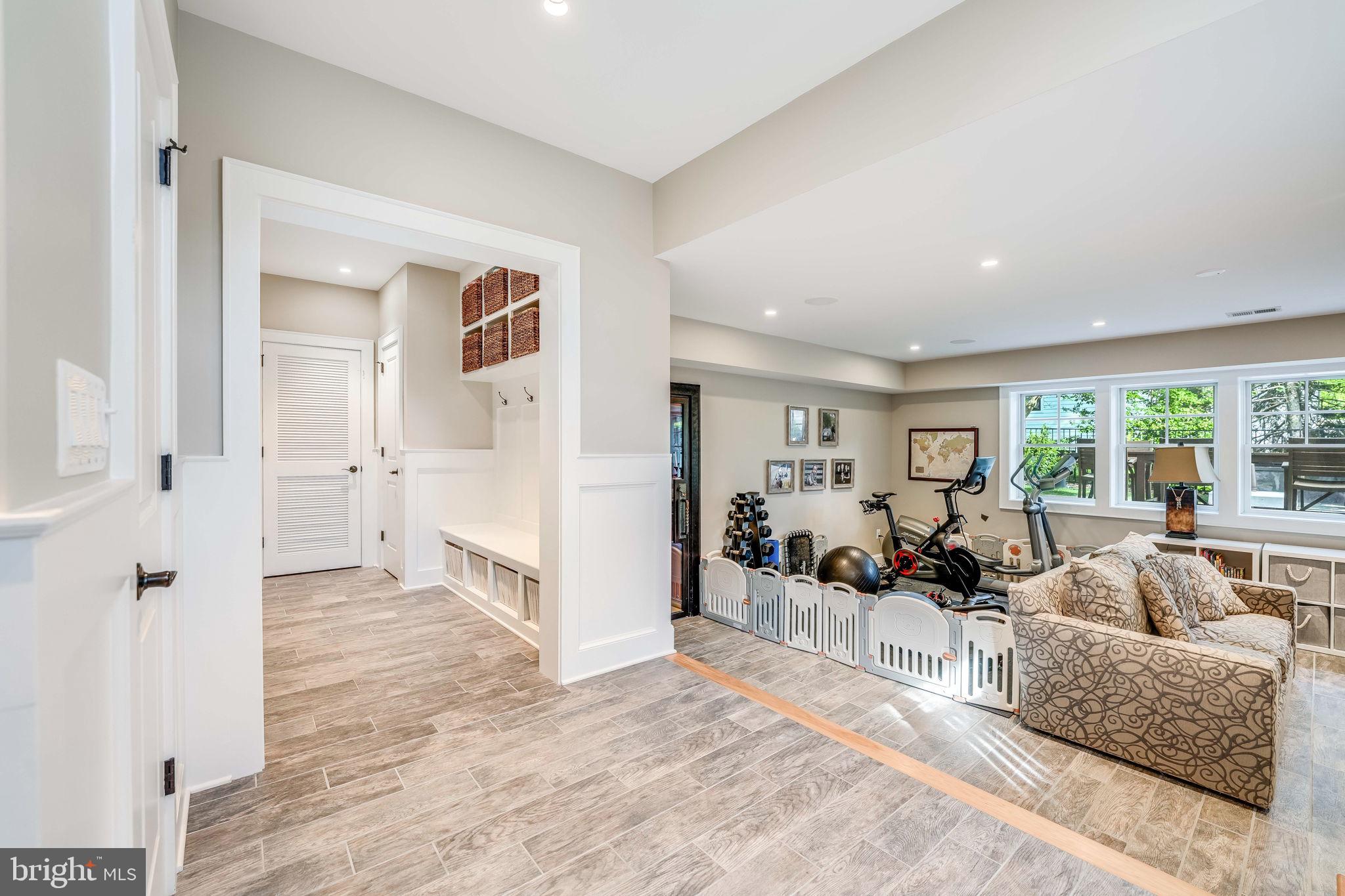 MILBURN TERRACE - Residential