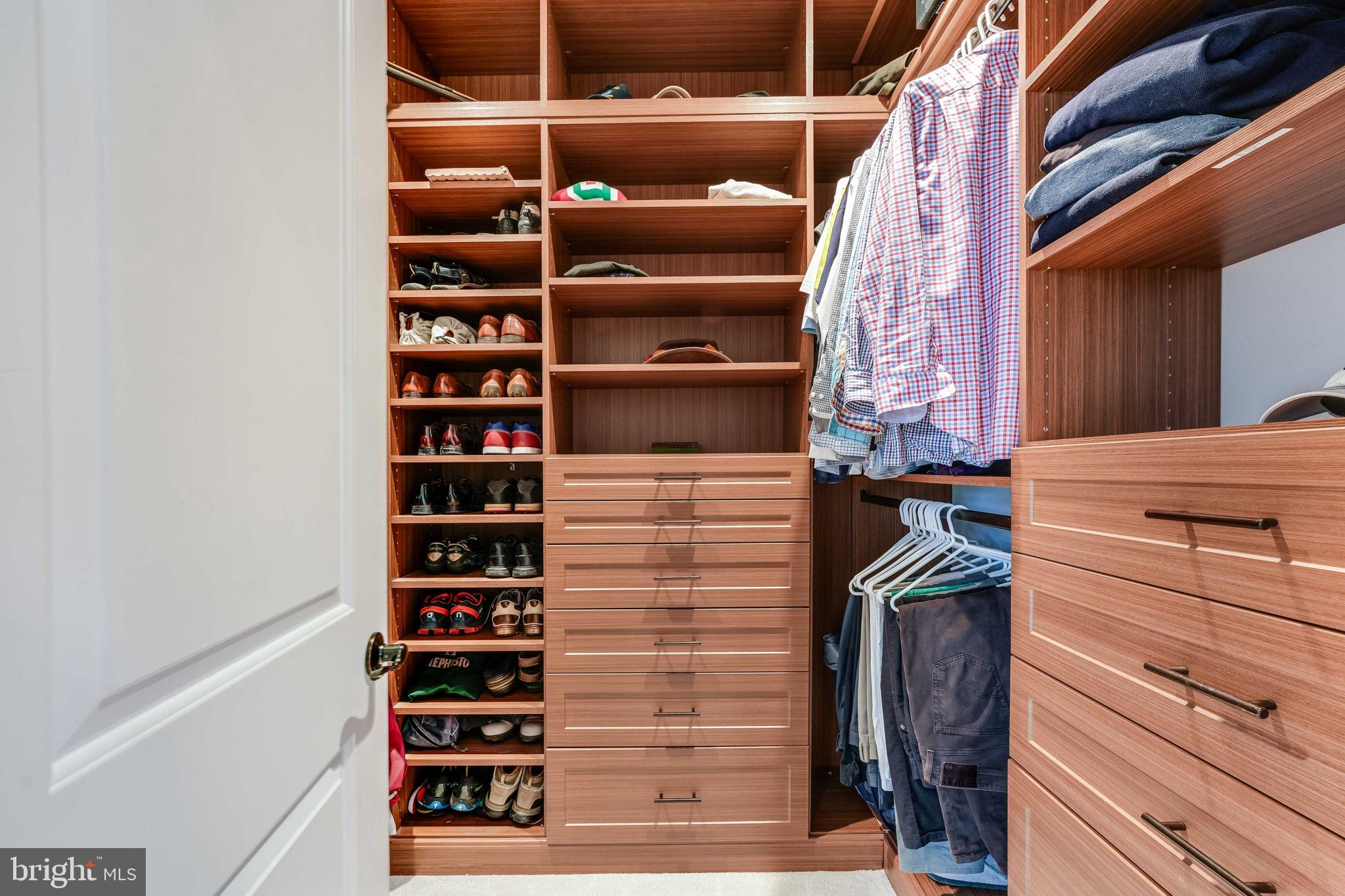 MILBURN TERRACE - Residential