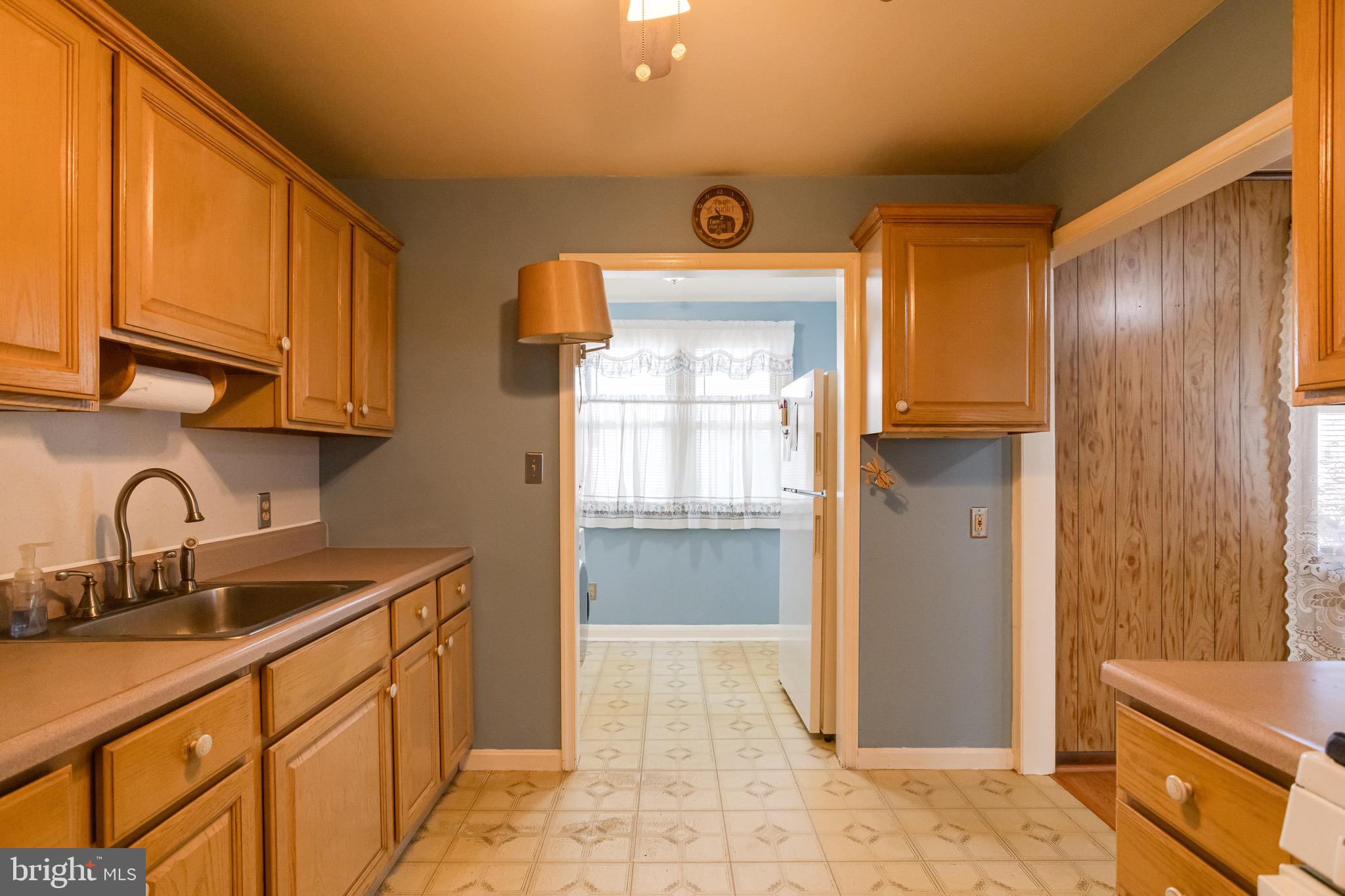 WATERS EDGE - Residential