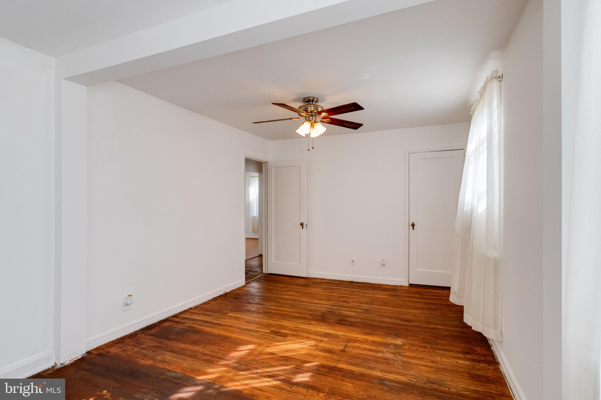 WATERS EDGE - Residential