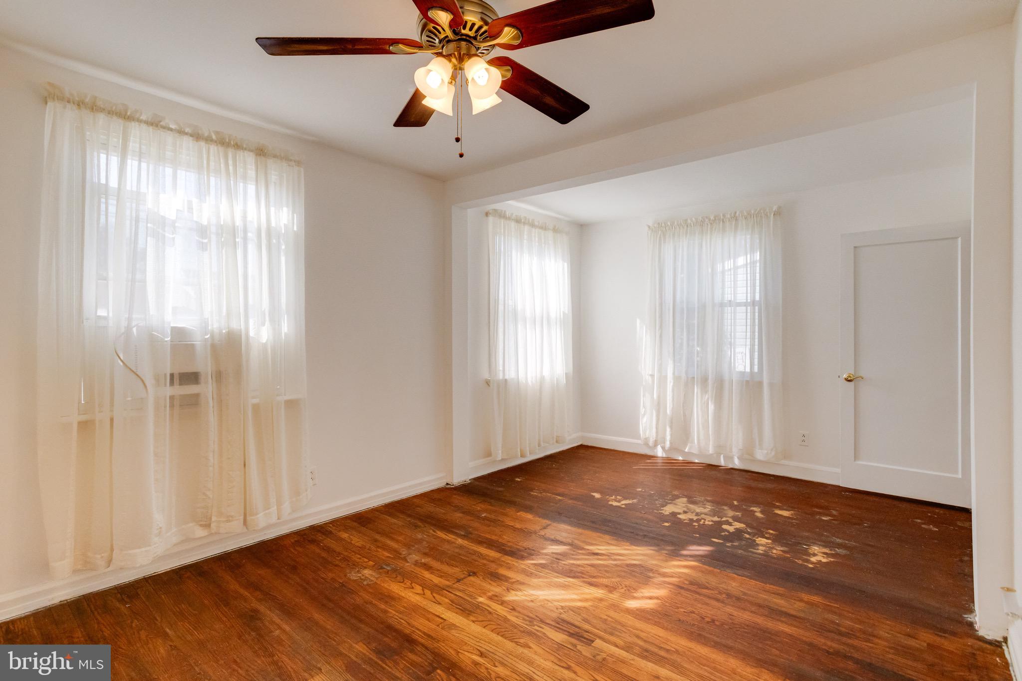 WATERS EDGE - Residential