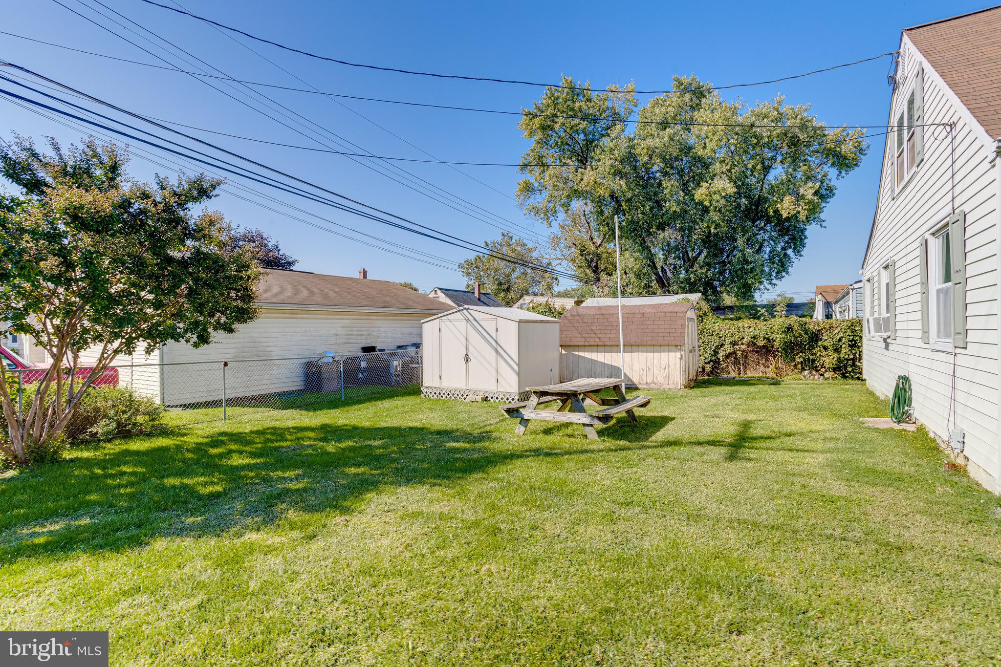 WATERS EDGE - Residential