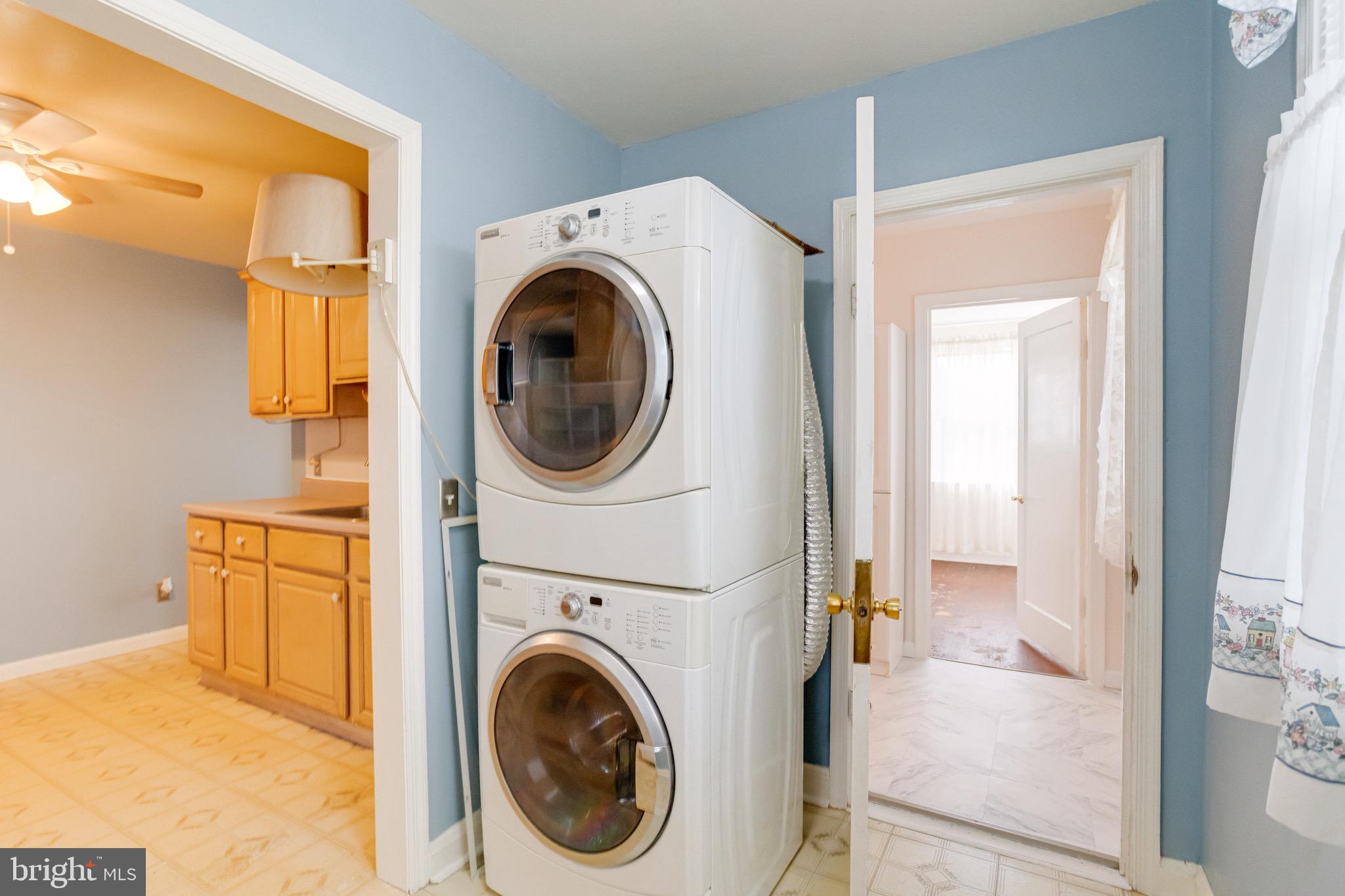 WATERS EDGE - Residential