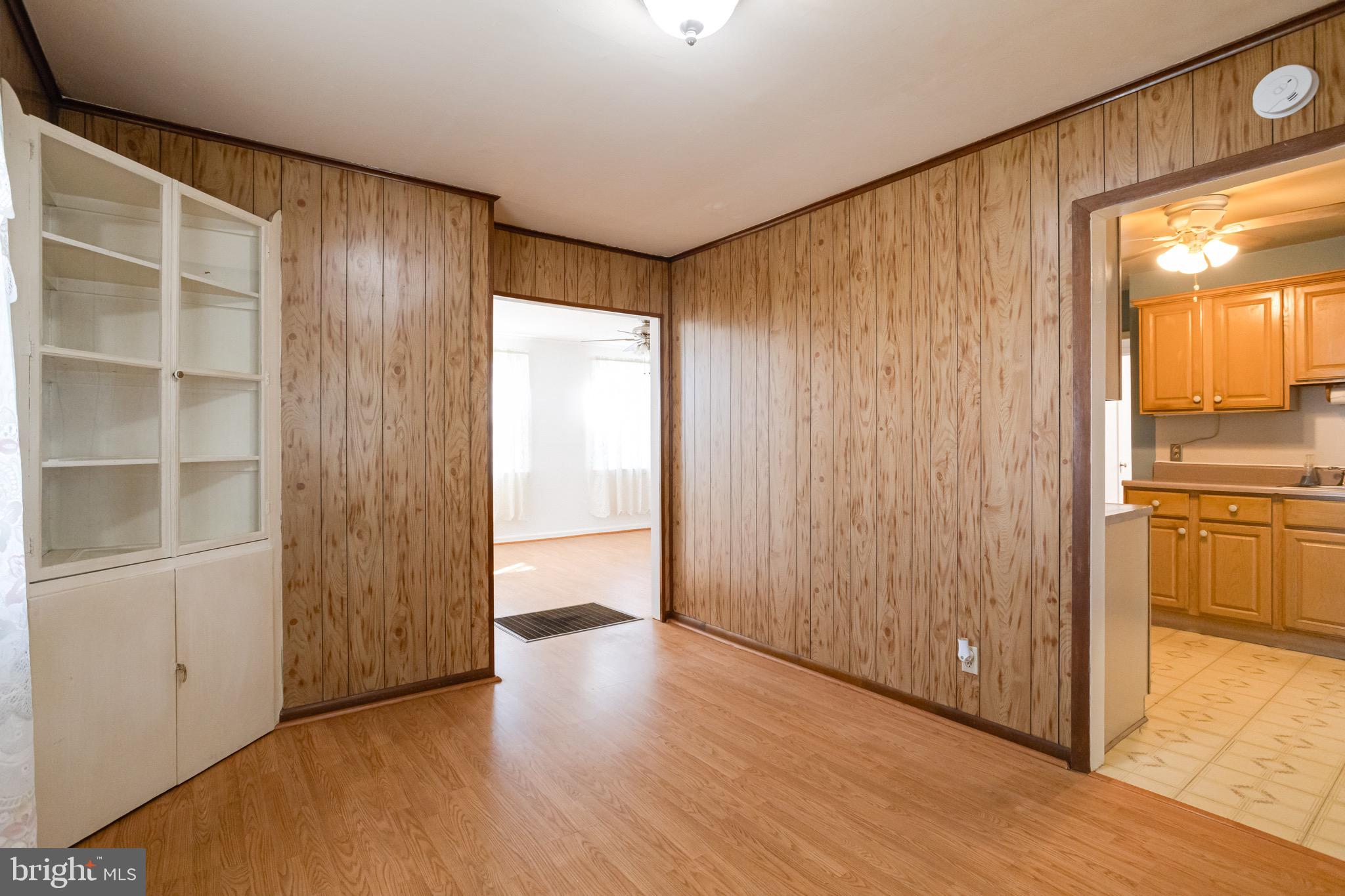 WATERS EDGE - Residential