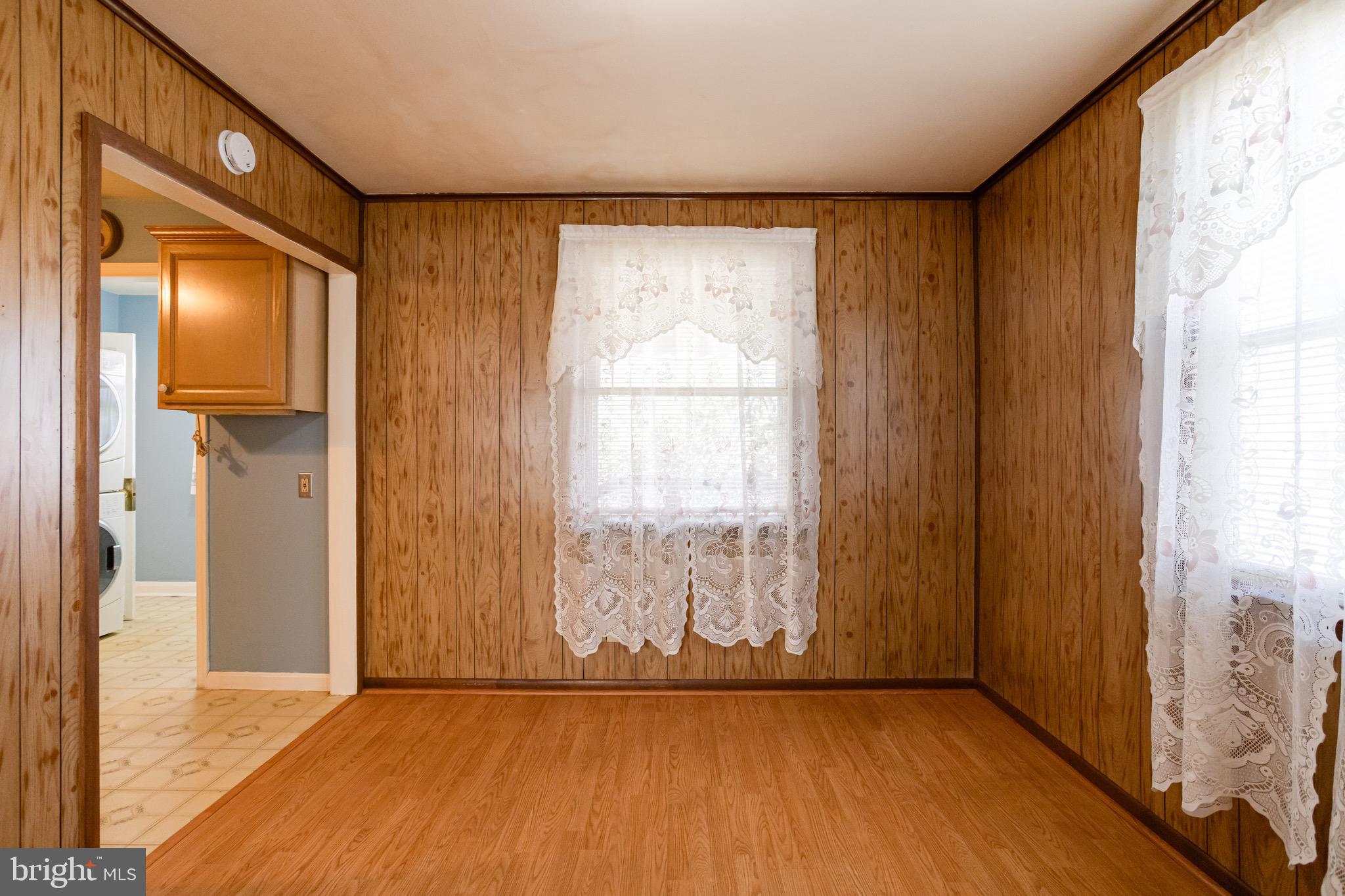 WATERS EDGE - Residential