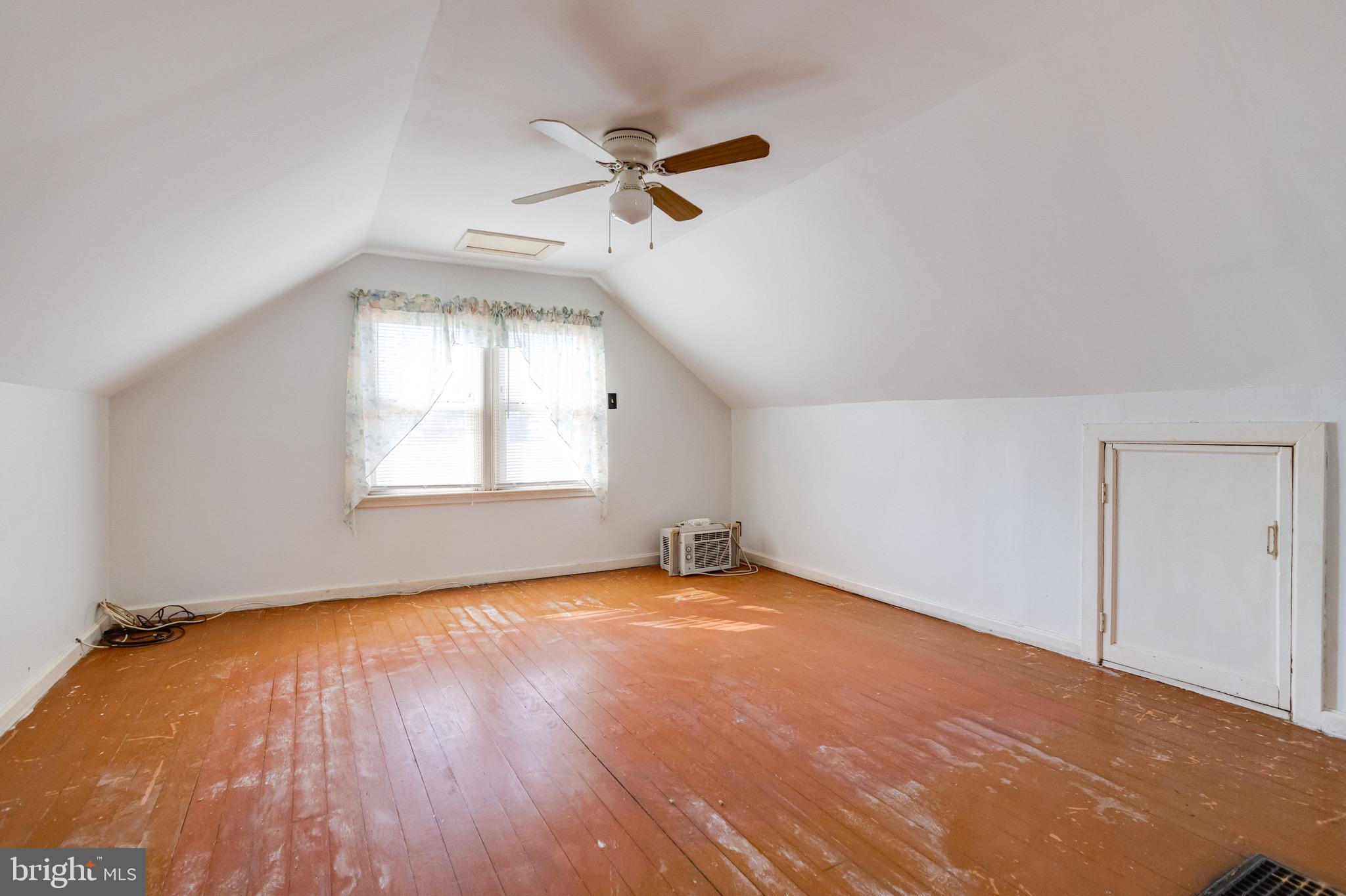 WATERS EDGE - Residential