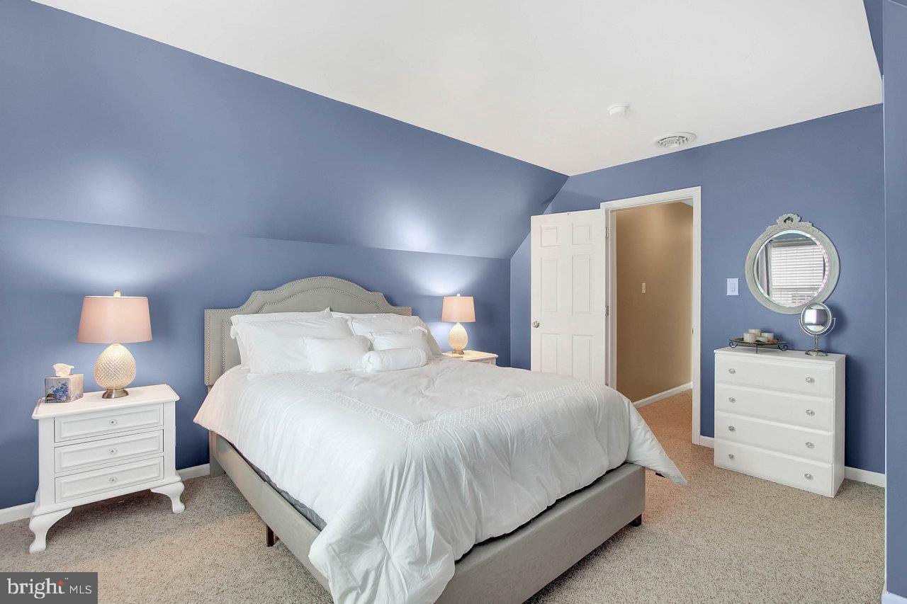 ASHCOMBE FARMS - Residential