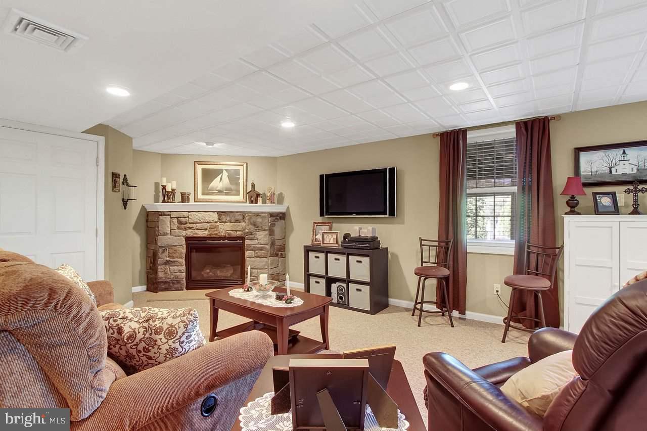 ASHCOMBE FARMS - Residential