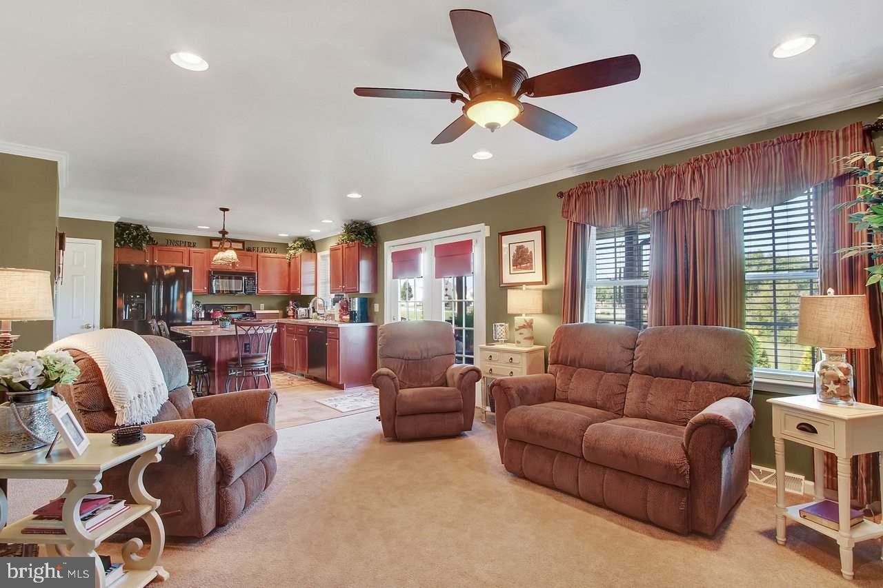 ASHCOMBE FARMS - Residential
