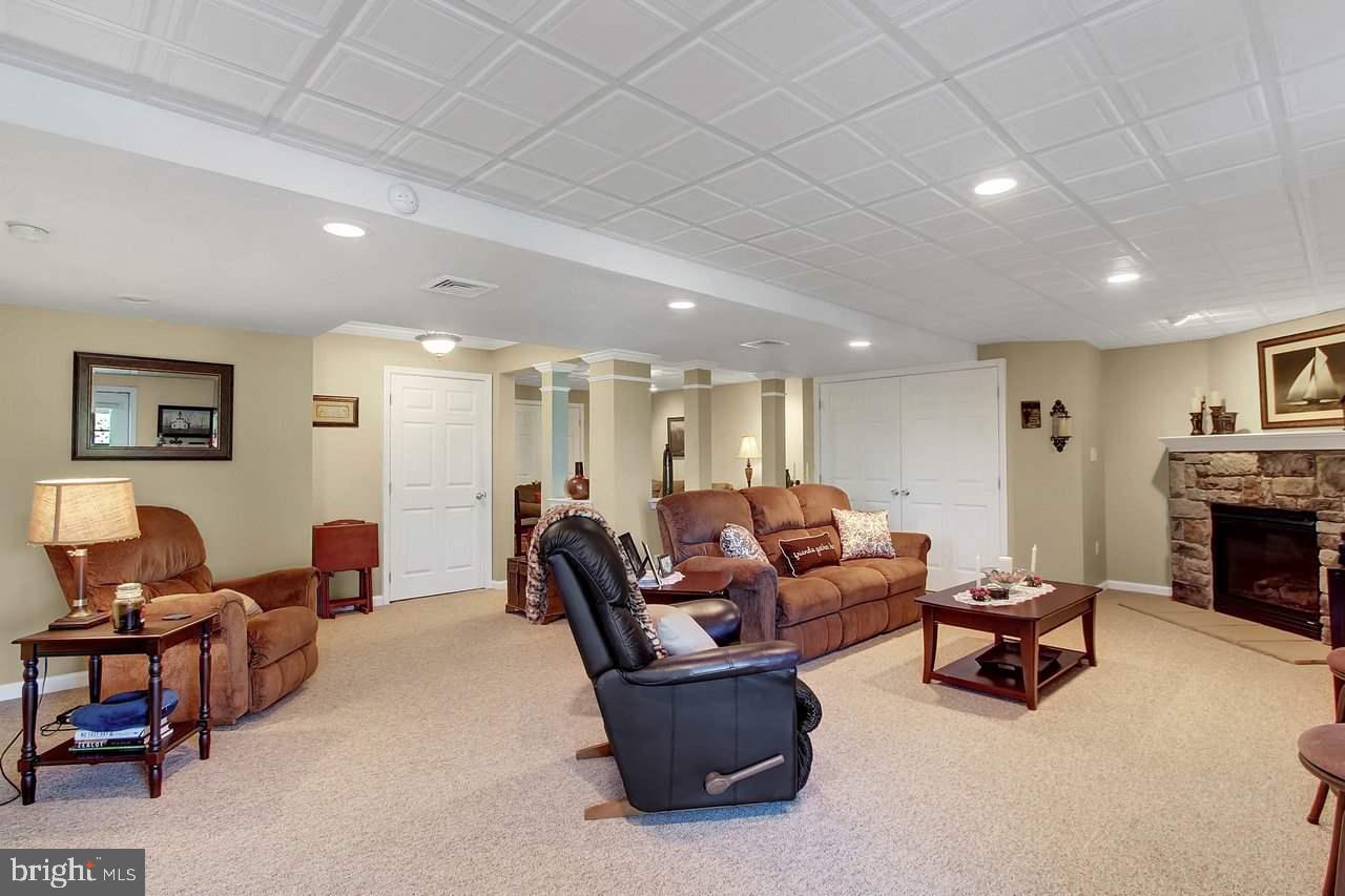 ASHCOMBE FARMS - Residential
