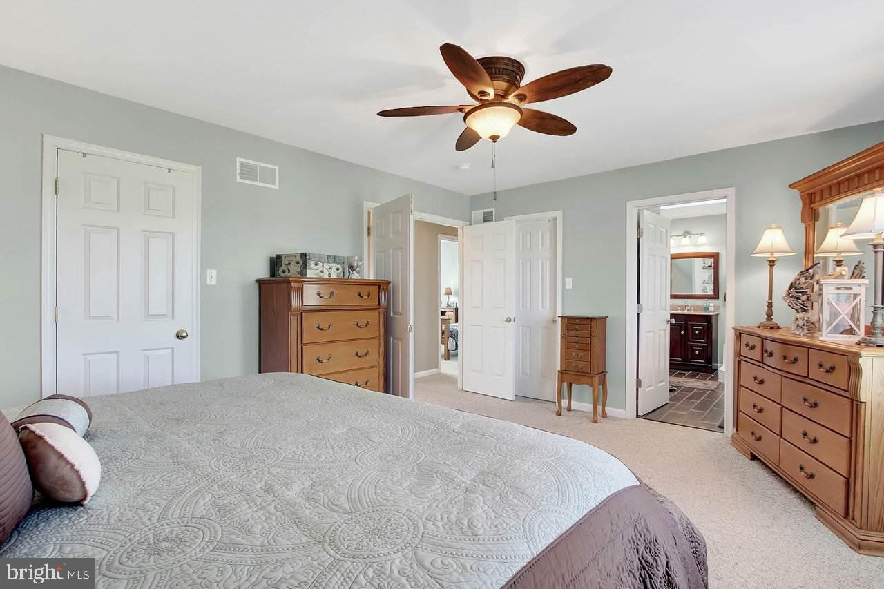 ASHCOMBE FARMS - Residential