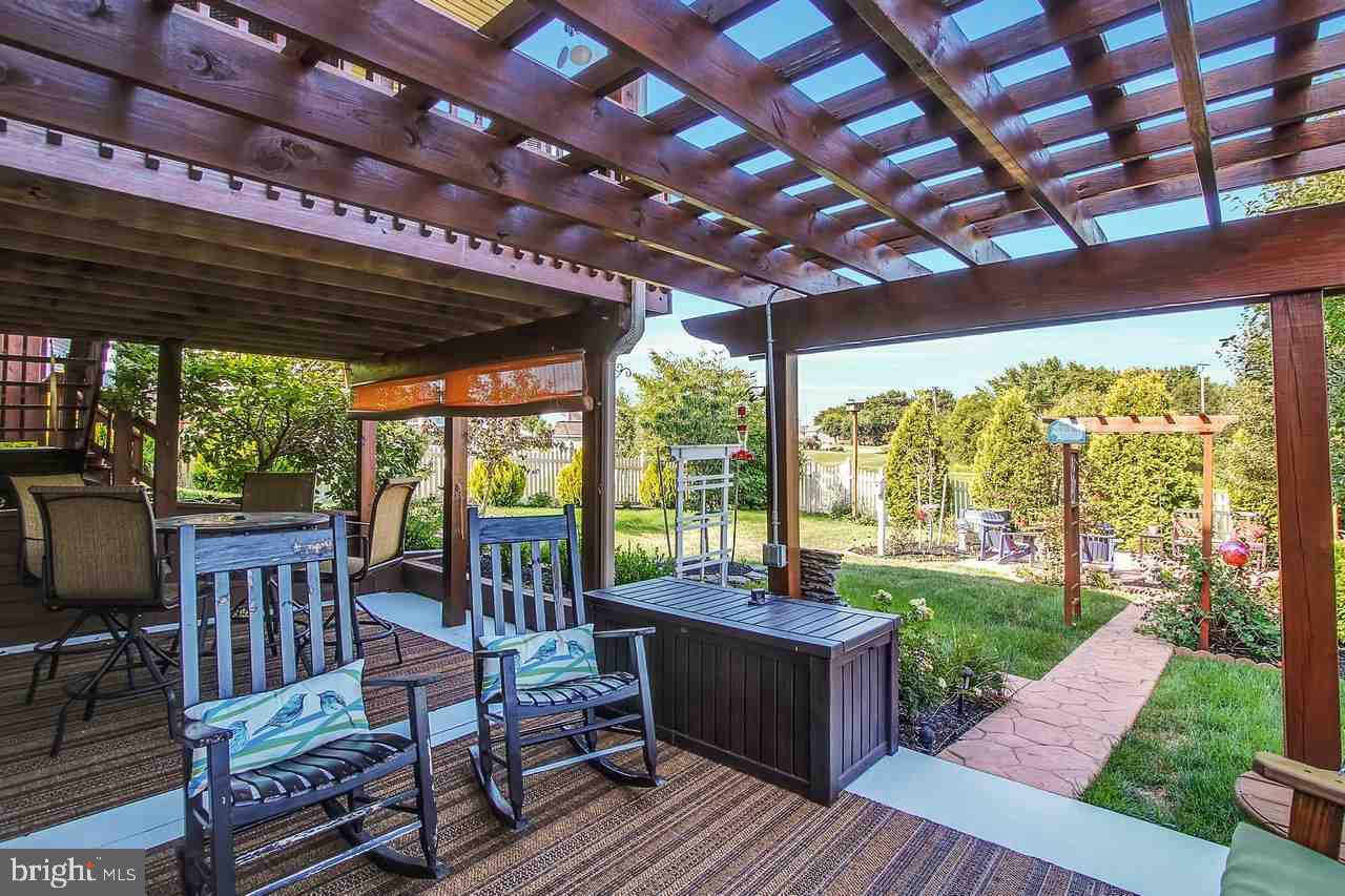 ASHCOMBE FARMS - Residential