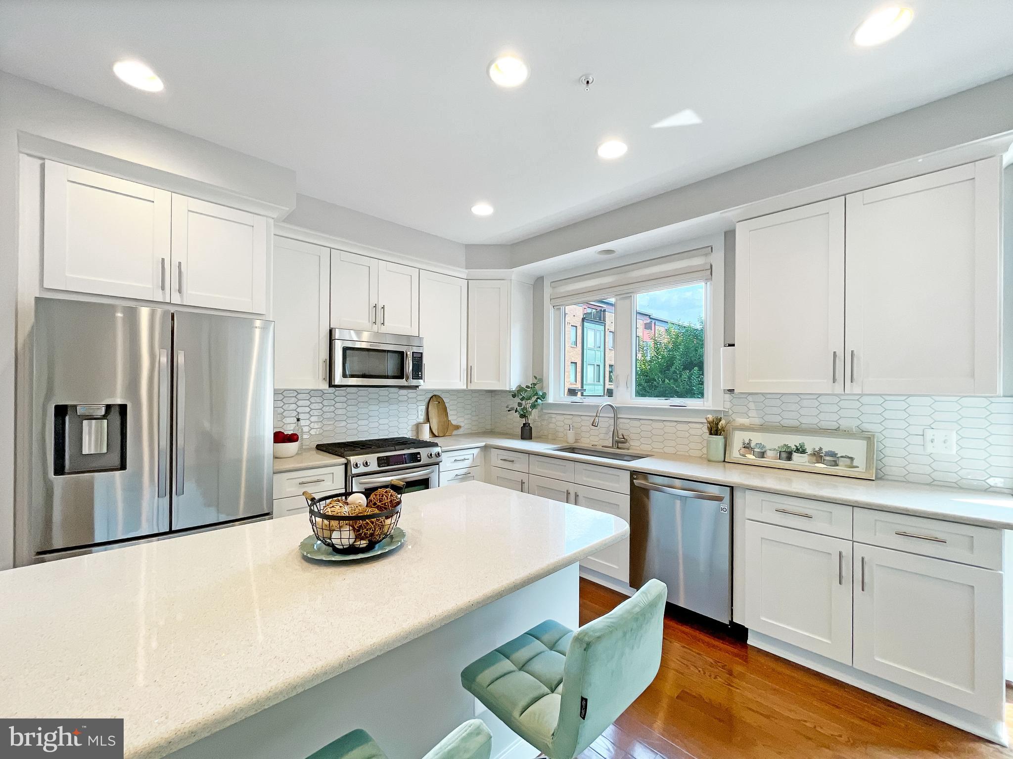 MOSAIC DISTRICT - Residential