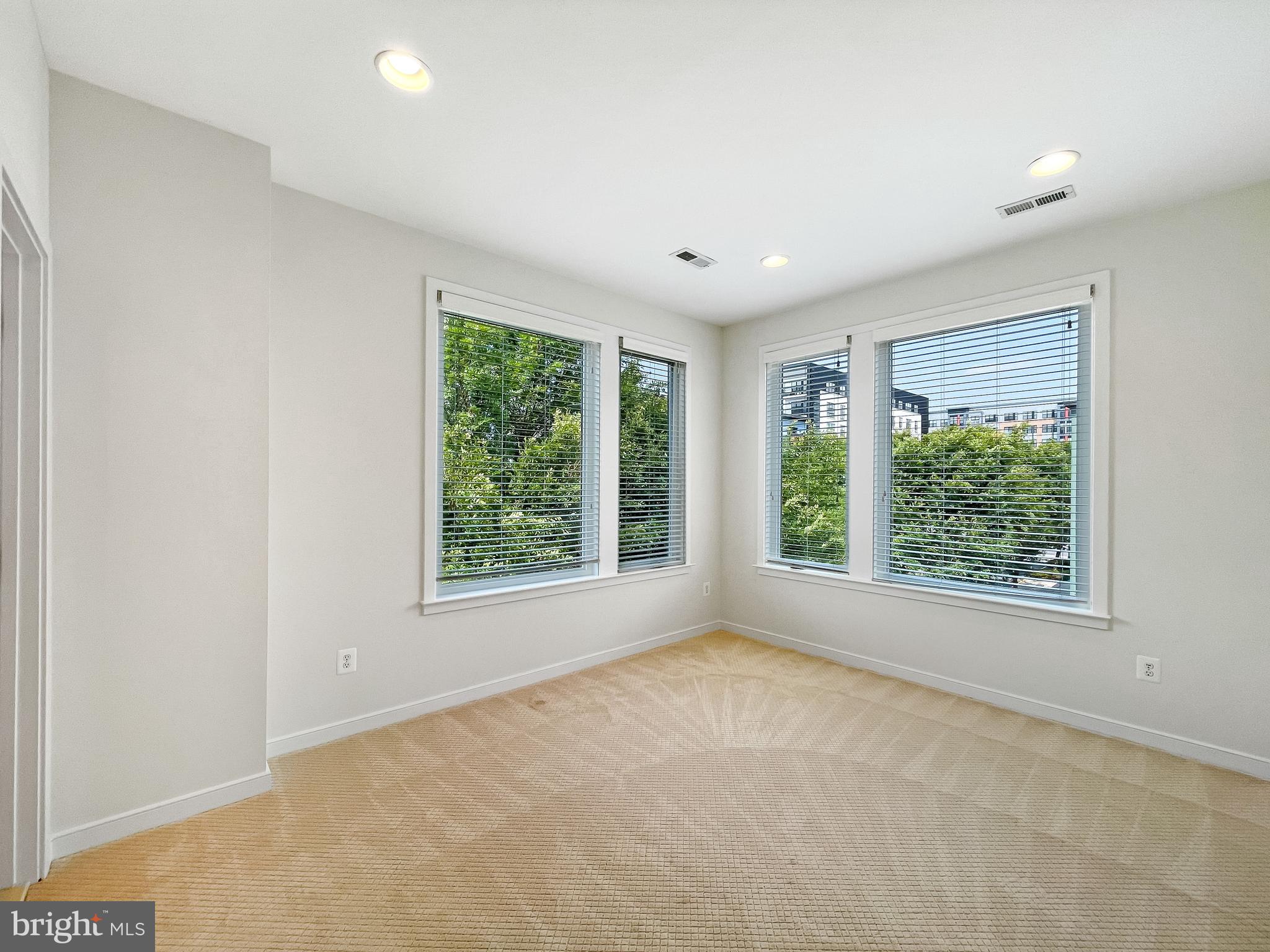 MOSAIC DISTRICT - Residential