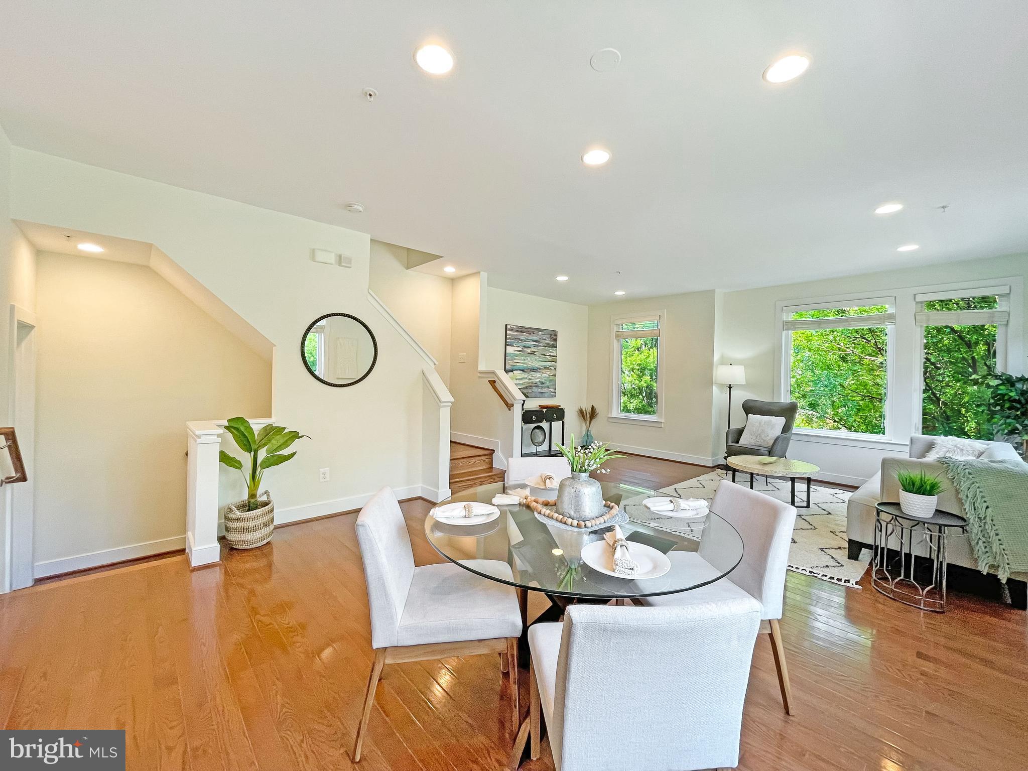 MOSAIC DISTRICT - Residential