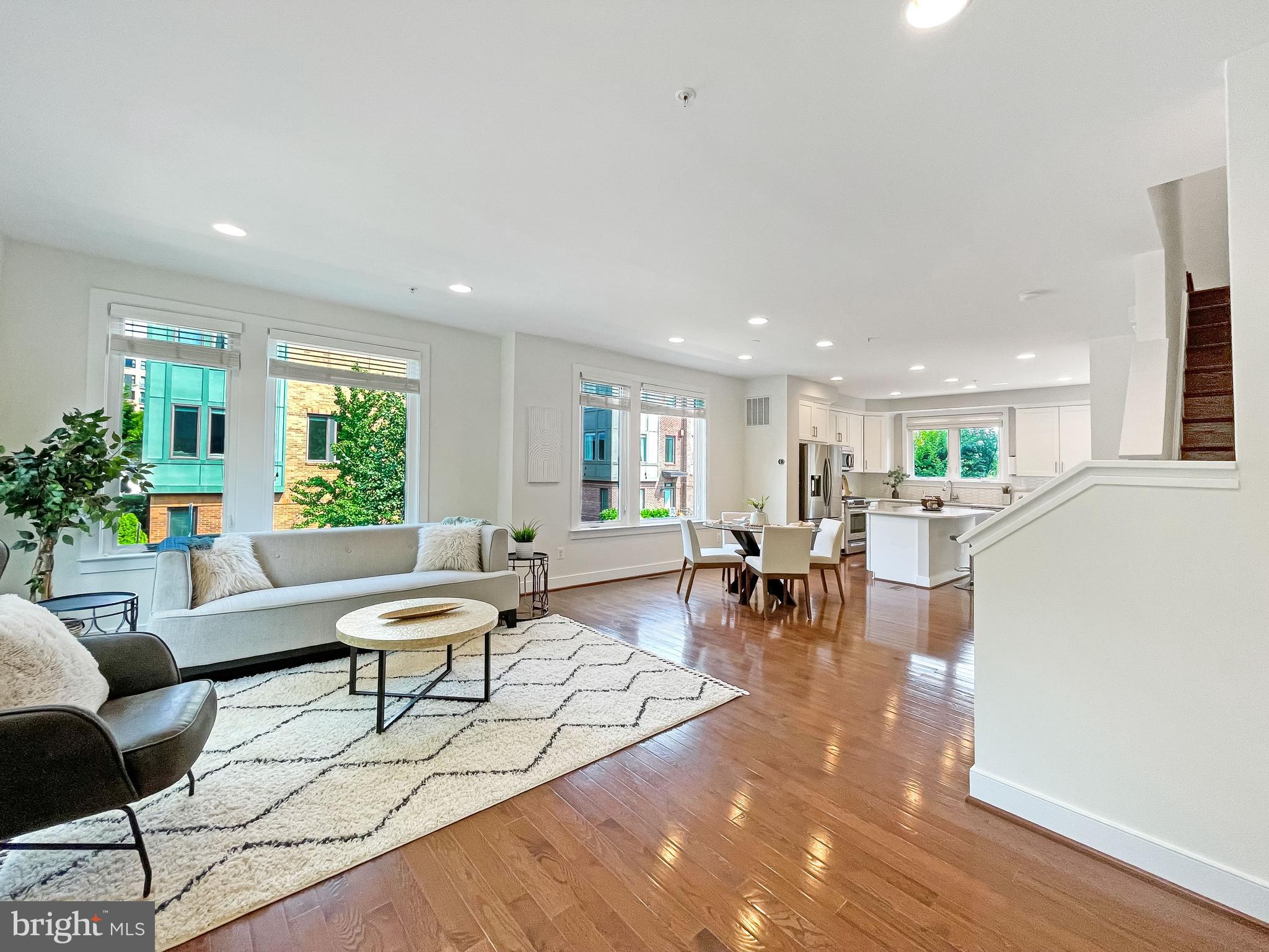 MOSAIC DISTRICT - Residential