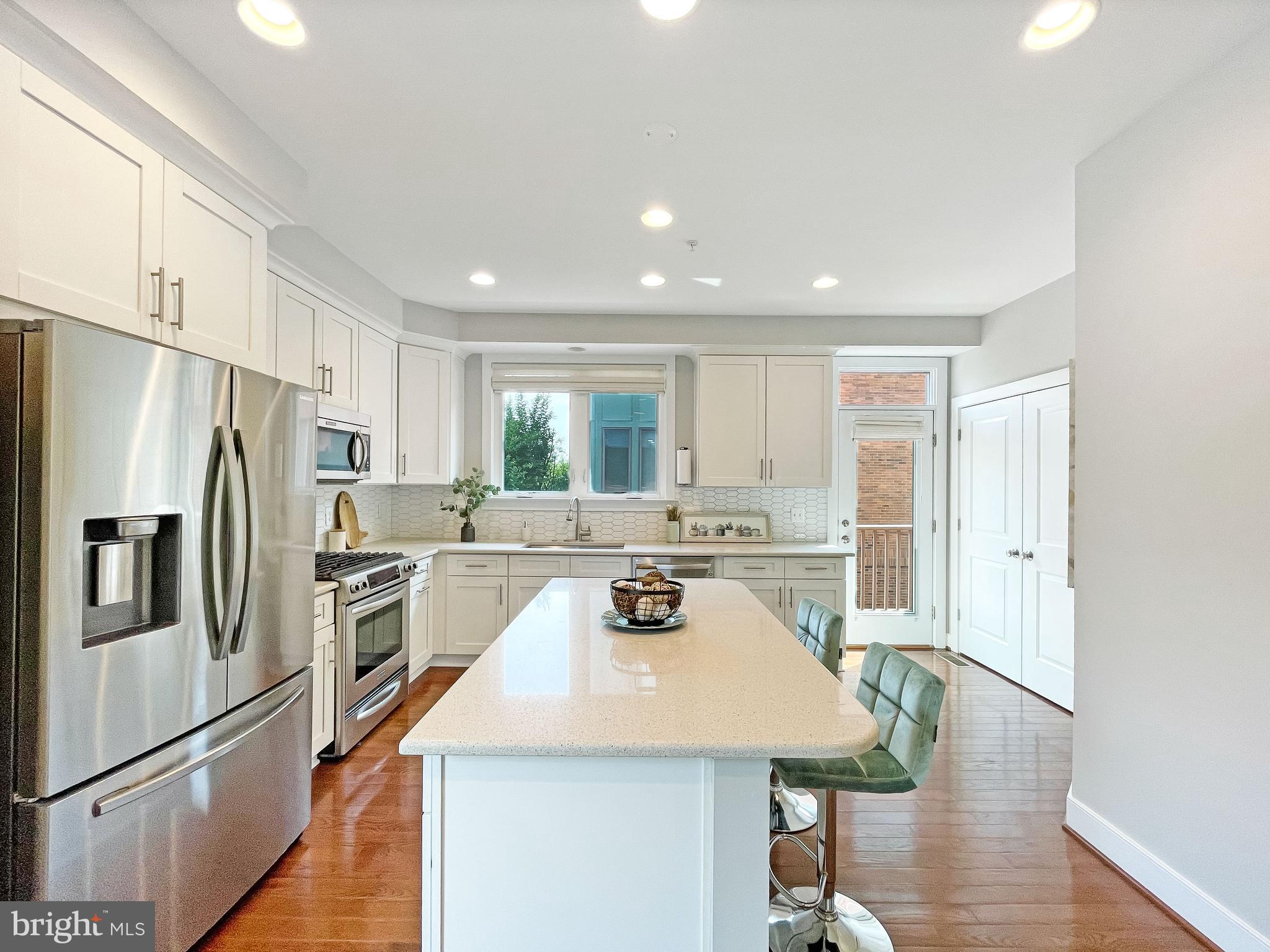 MOSAIC DISTRICT - Residential