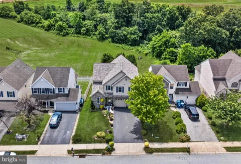 MLS: PAYK2105964
