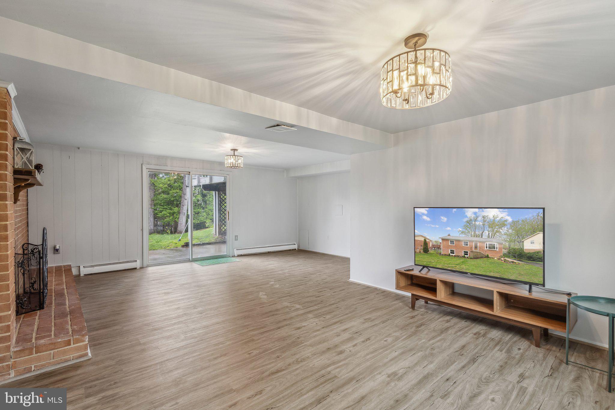 DALE CITY - Residential