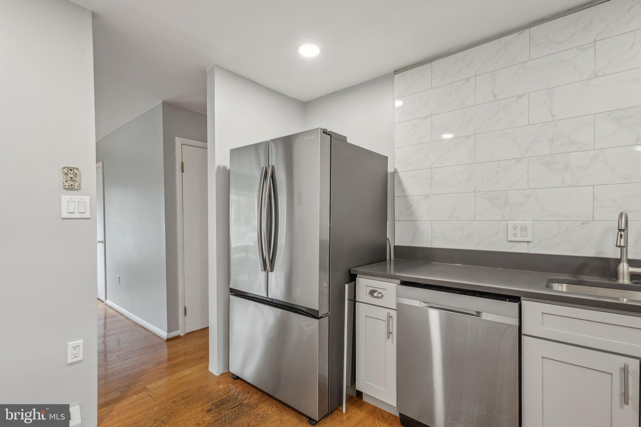 DALE CITY - Residential