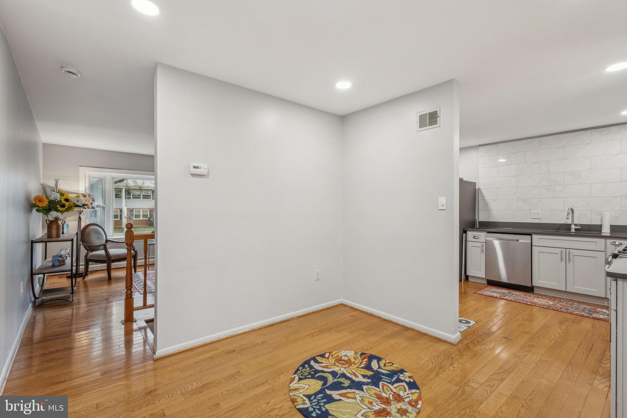 DALE CITY - Residential