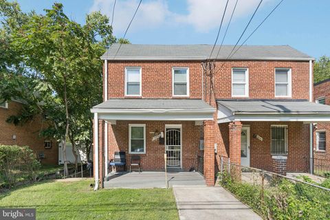 4614 BROOKS STREET NE WASHINGTON DC 20019