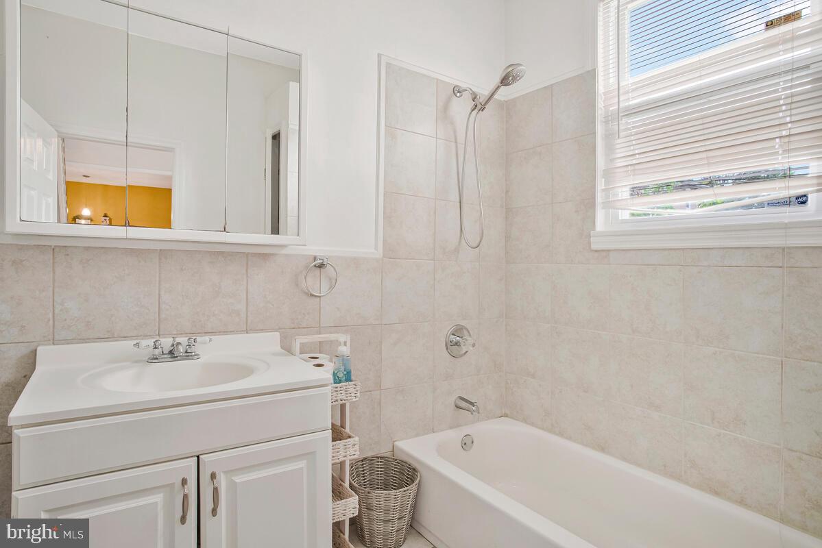 GARDENVILLE - Residential