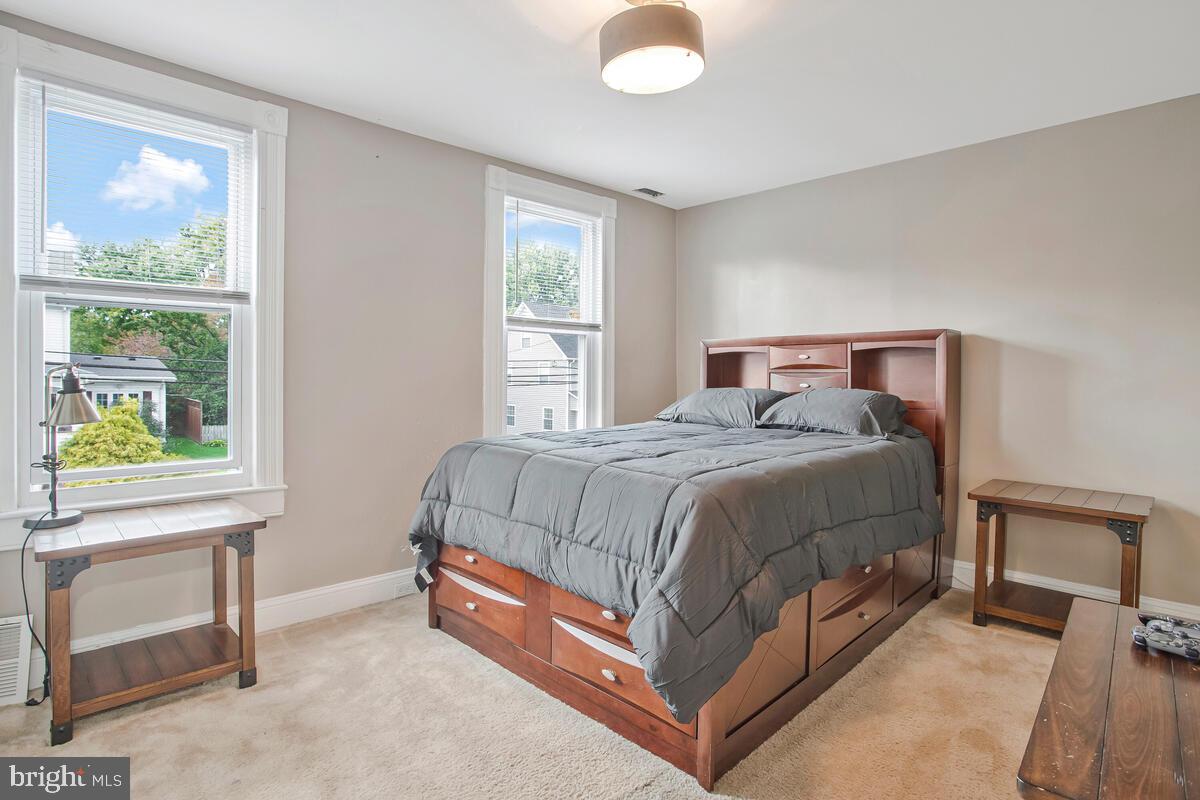 GARDENVILLE - Residential