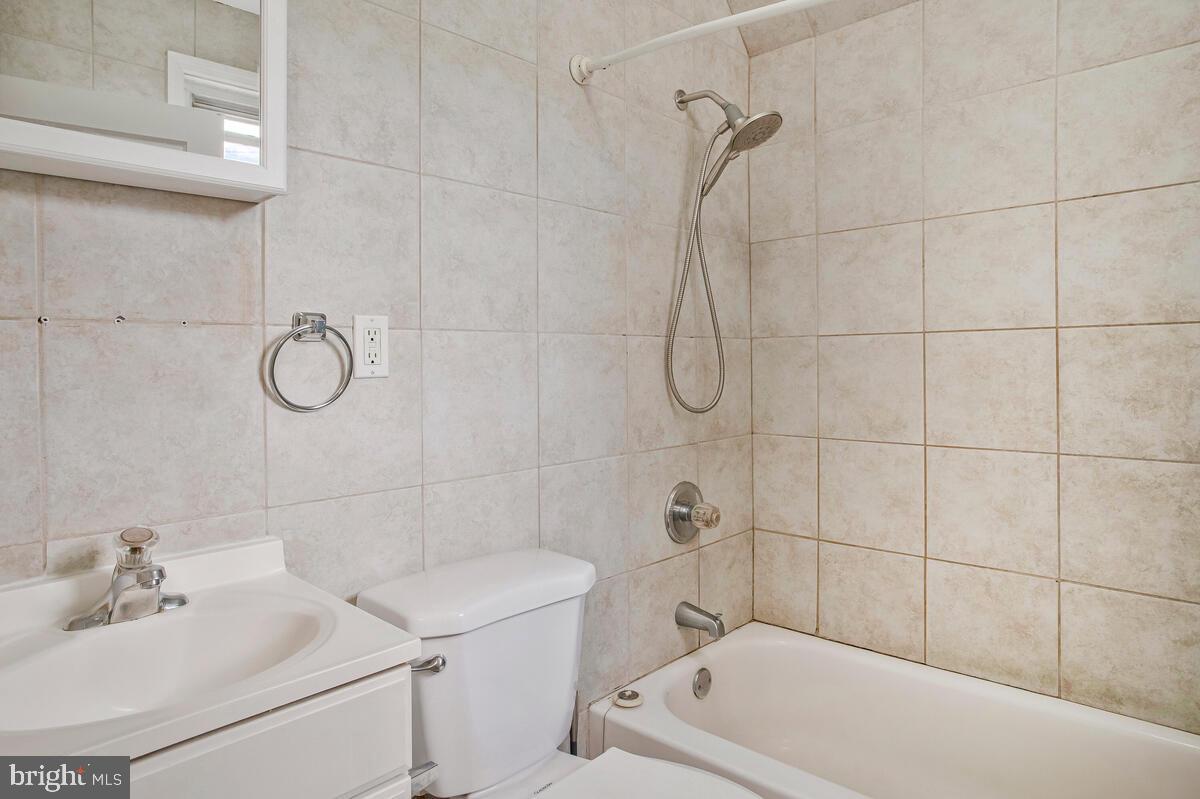 GARDENVILLE - Residential