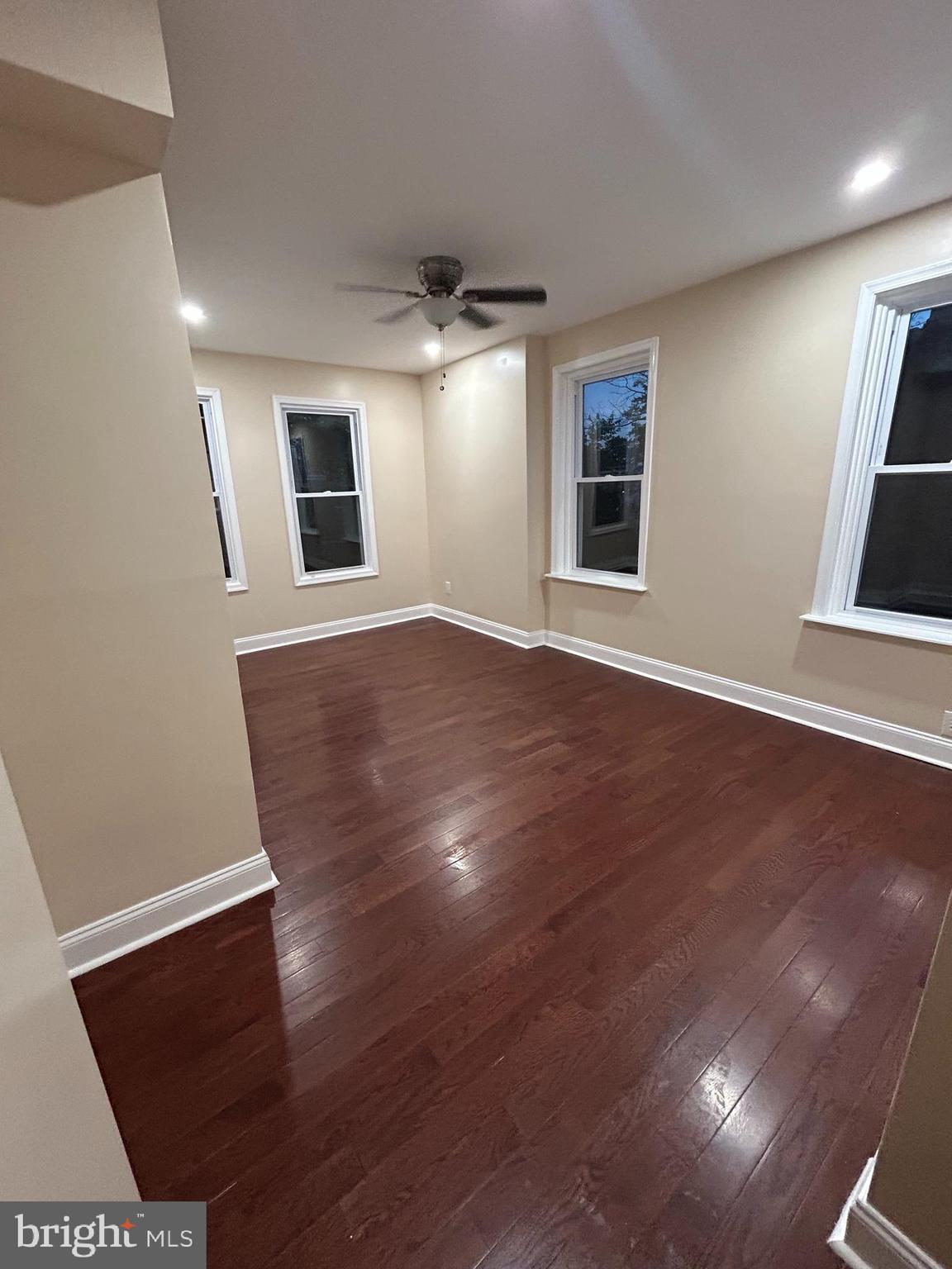 PHILADELPHIA - Residential