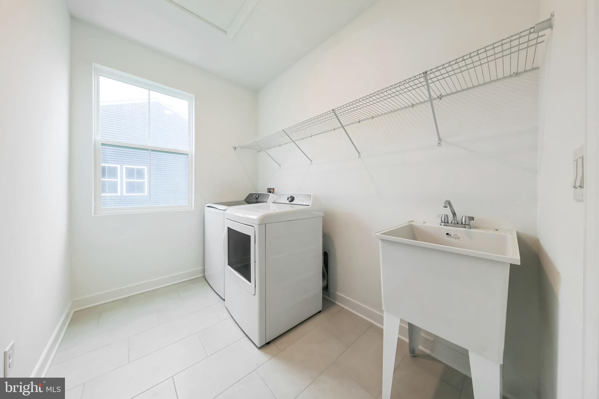 FOUR SEASONS AT HATTERAS HILLS - Residential