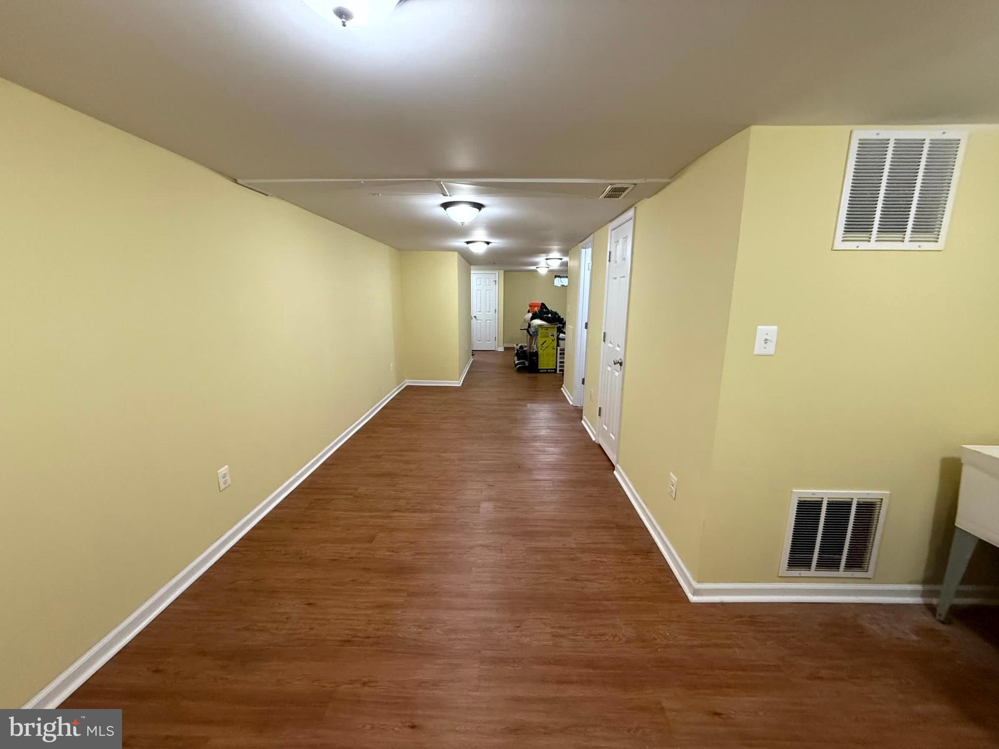 HAMILTON HILLS - Residential