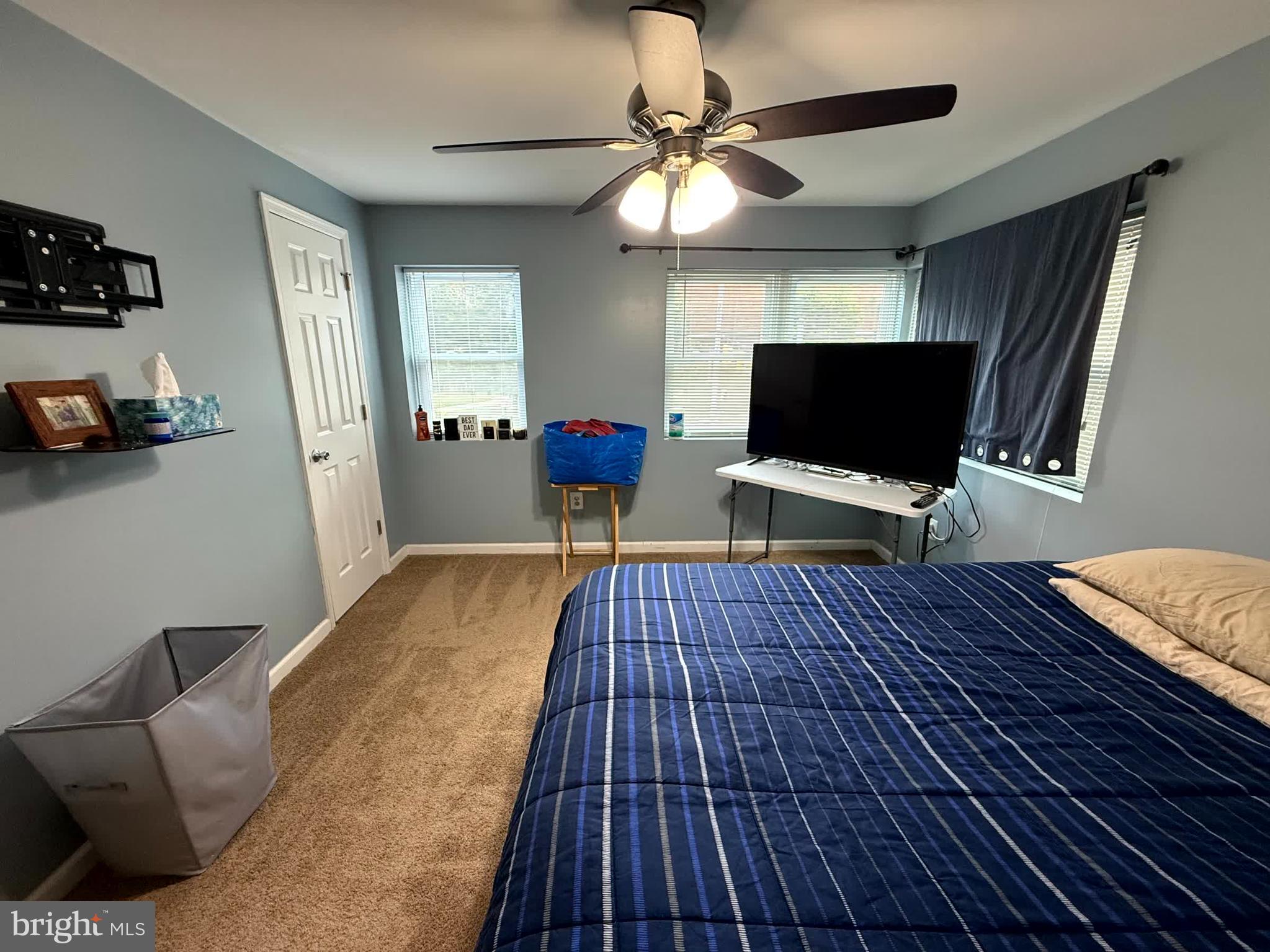 HAMILTON HILLS - Residential