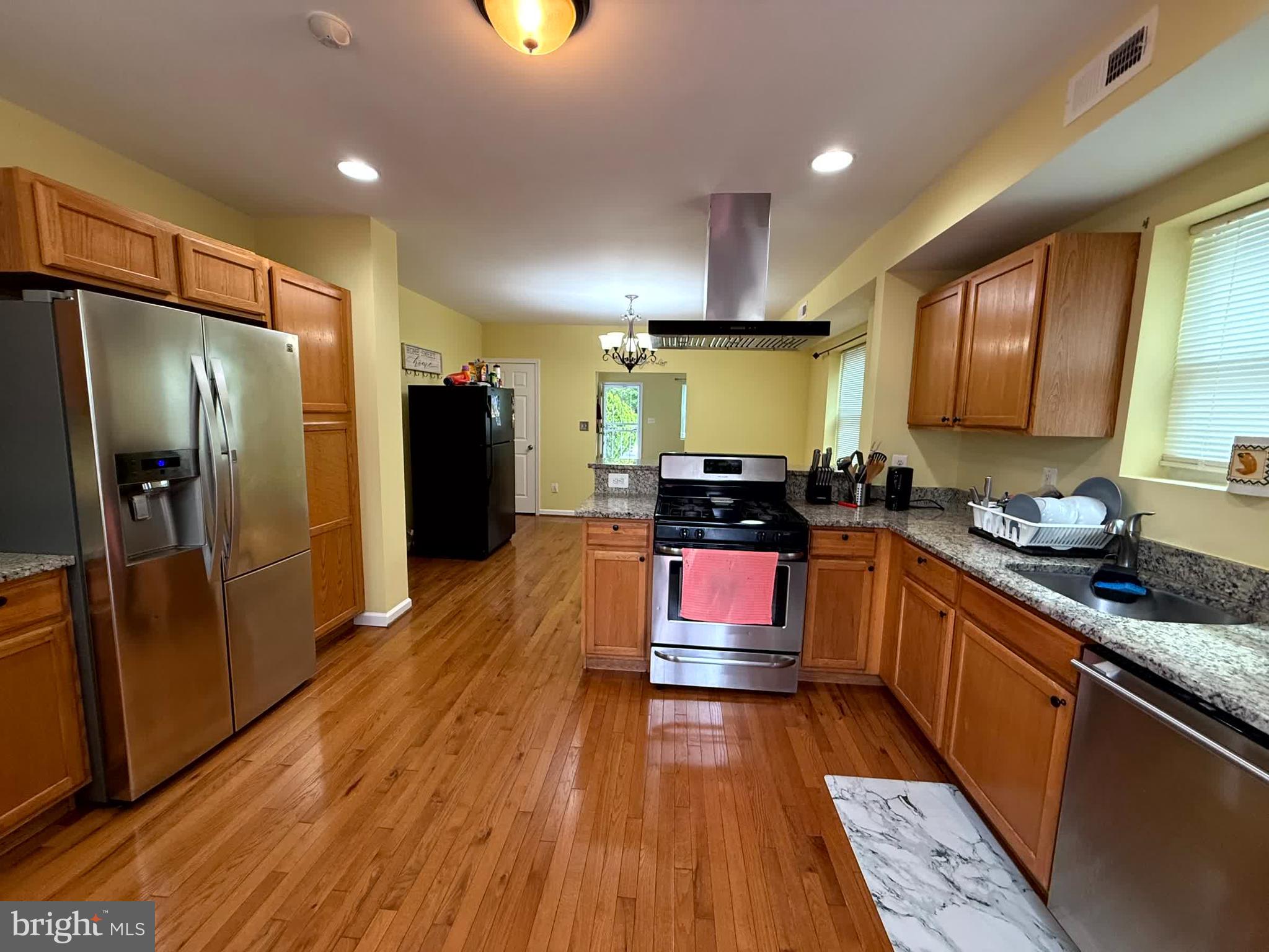 HAMILTON HILLS - Residential