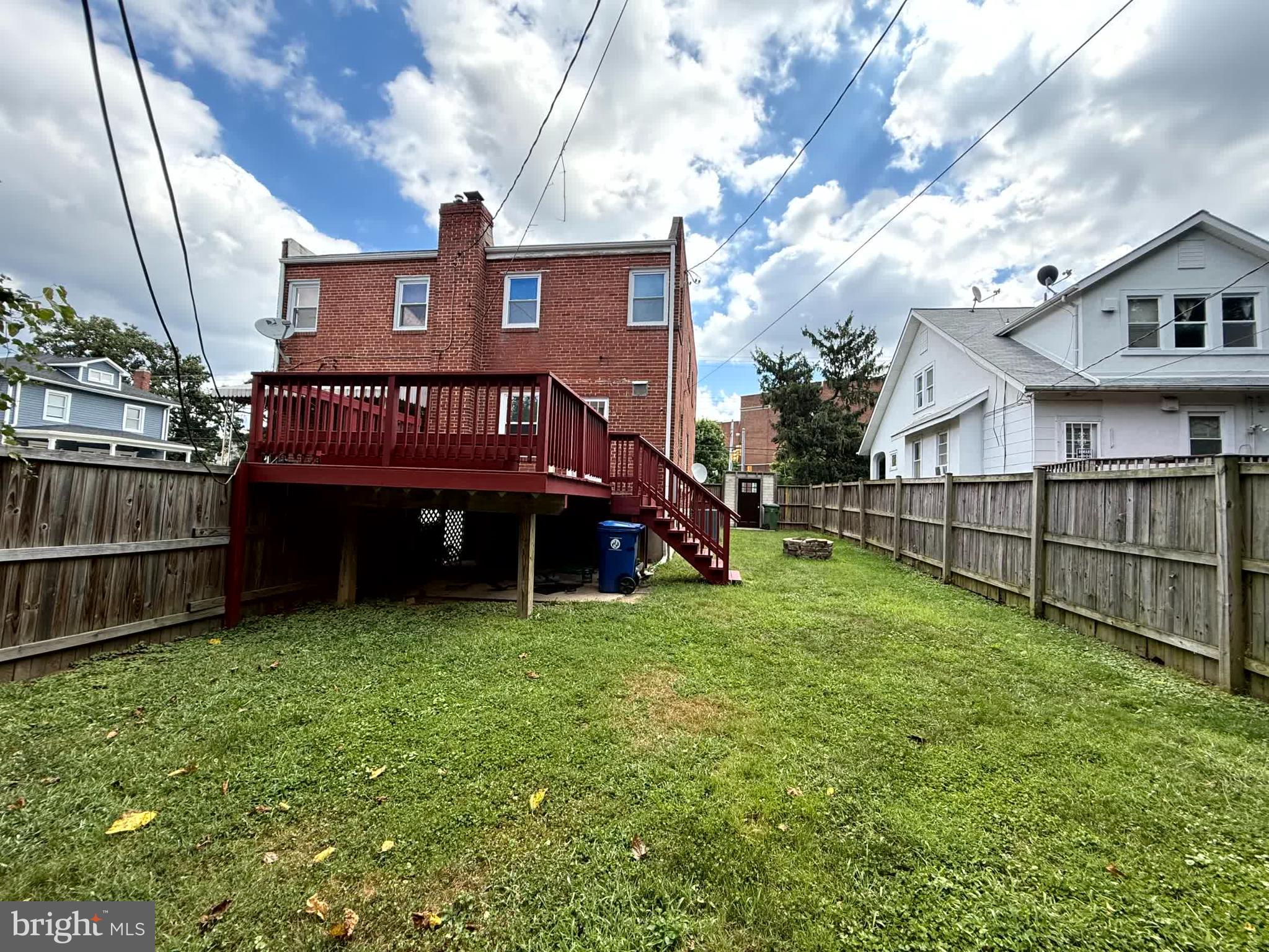 HAMILTON HILLS - Residential