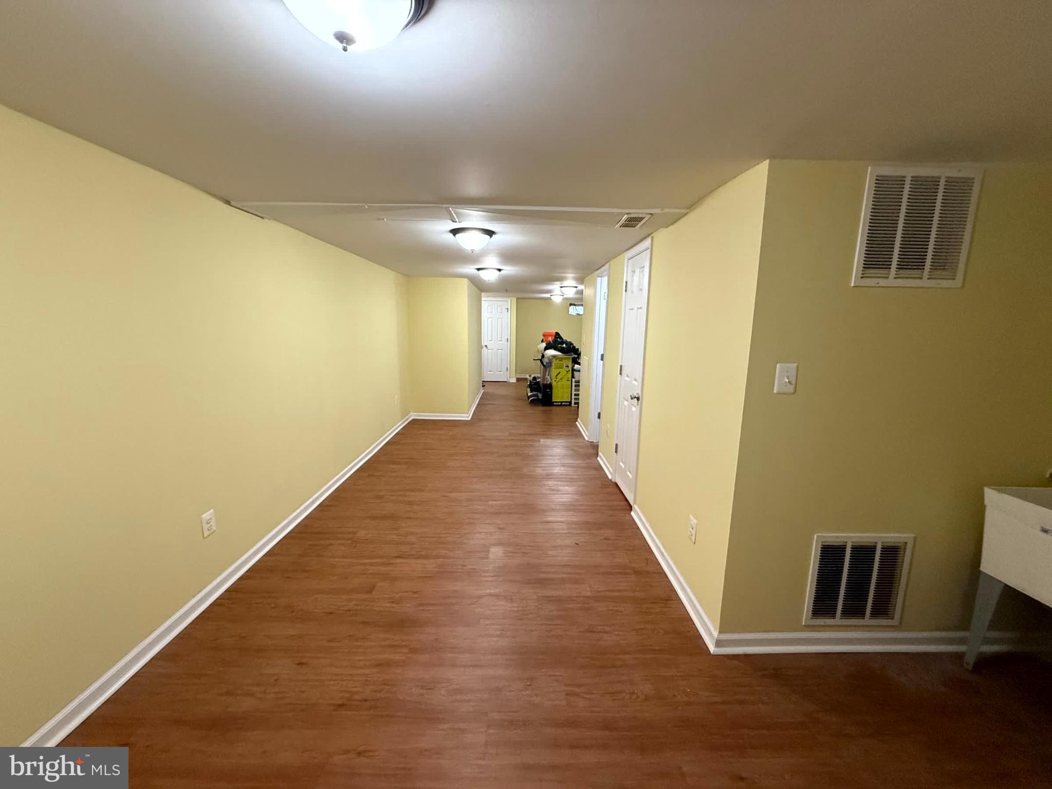HAMILTON HILLS - Residential