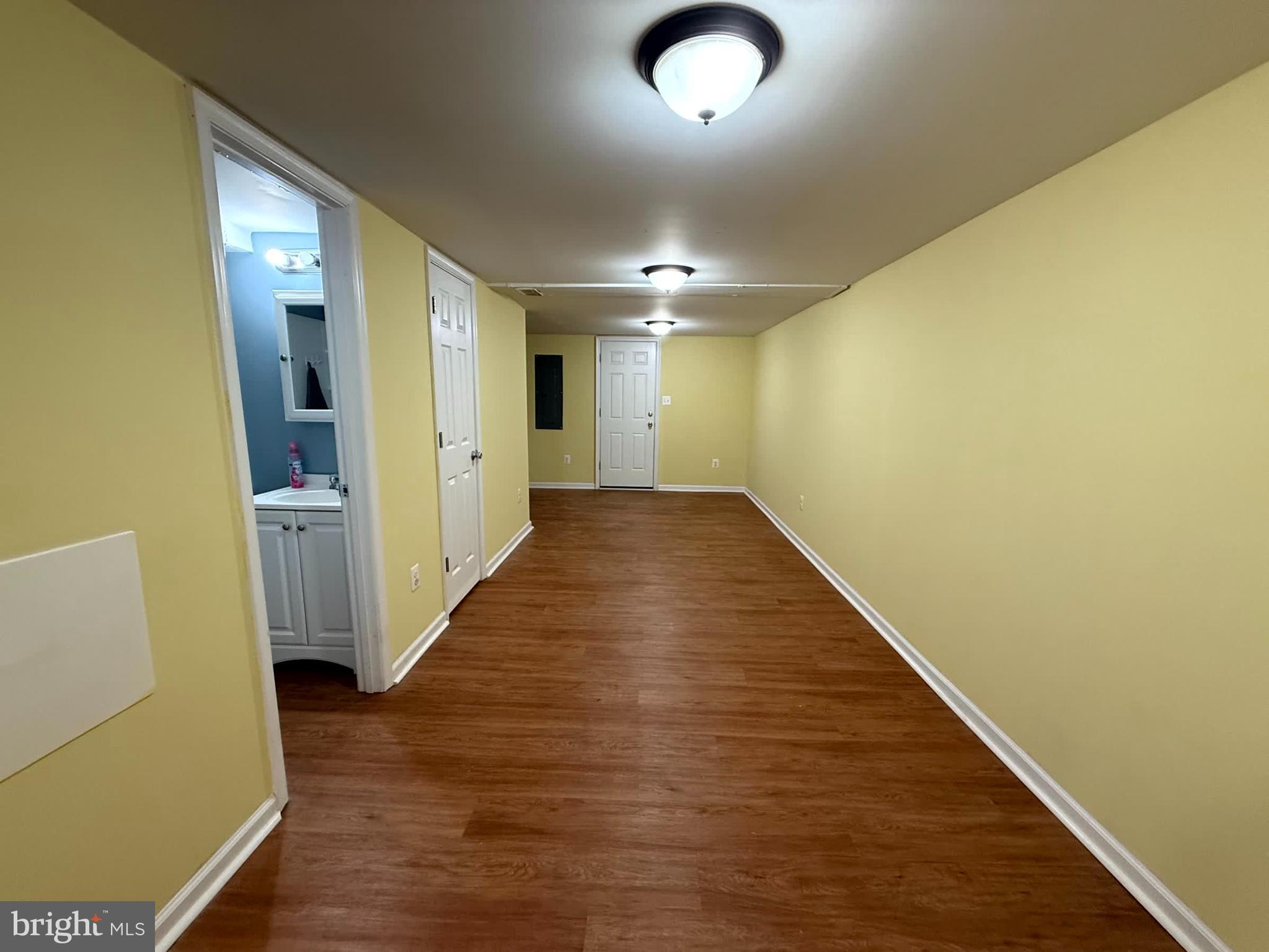 HAMILTON HILLS - Residential