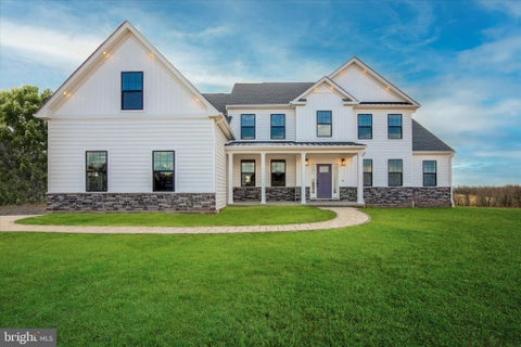 Homes For Sale - 124 Schultz Road<br/> SELLERSVILLE, PA 18960