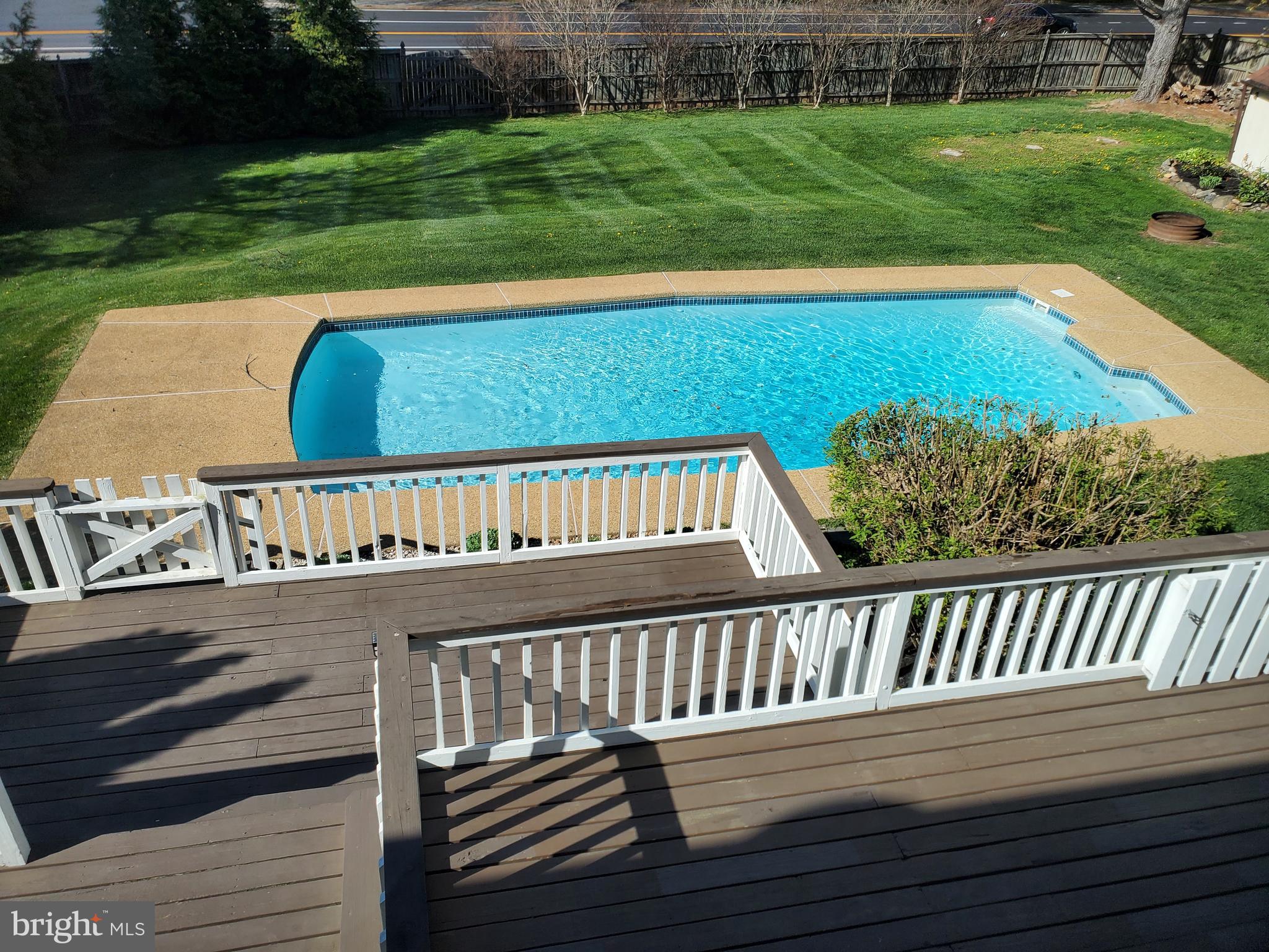 FOX MILL ESTATES - Residential Lease