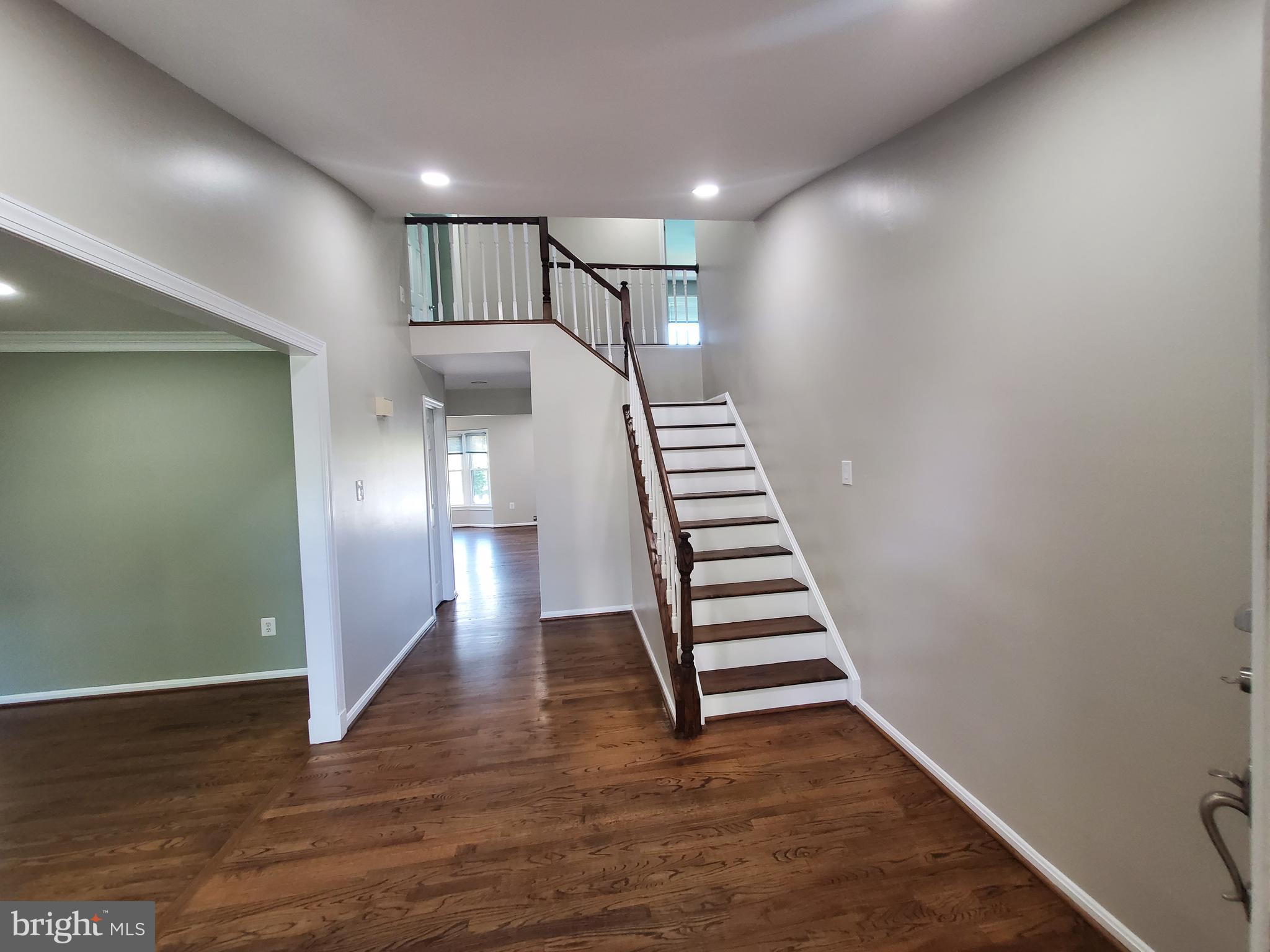 FOX MILL ESTATES - Residential Lease