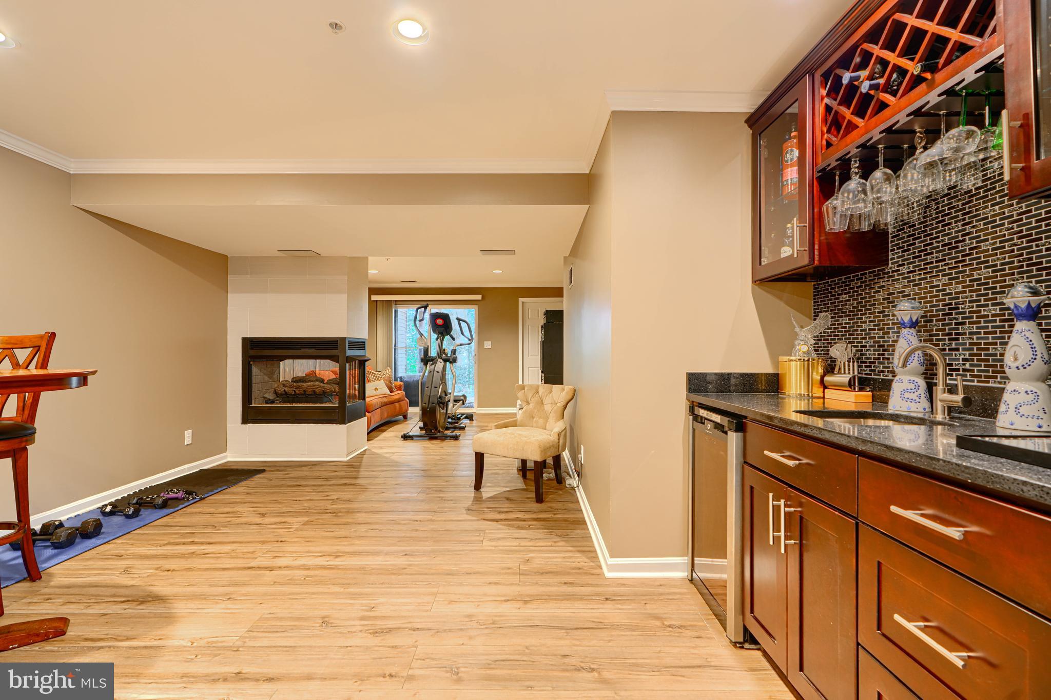 RUSSETT - Residential