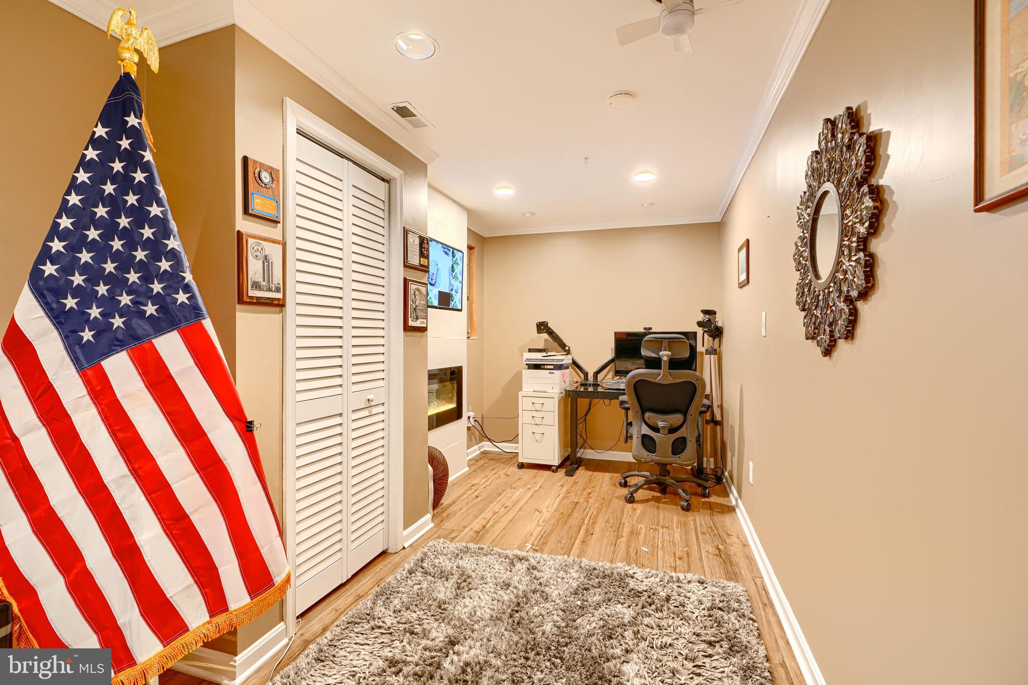 RUSSETT - Residential