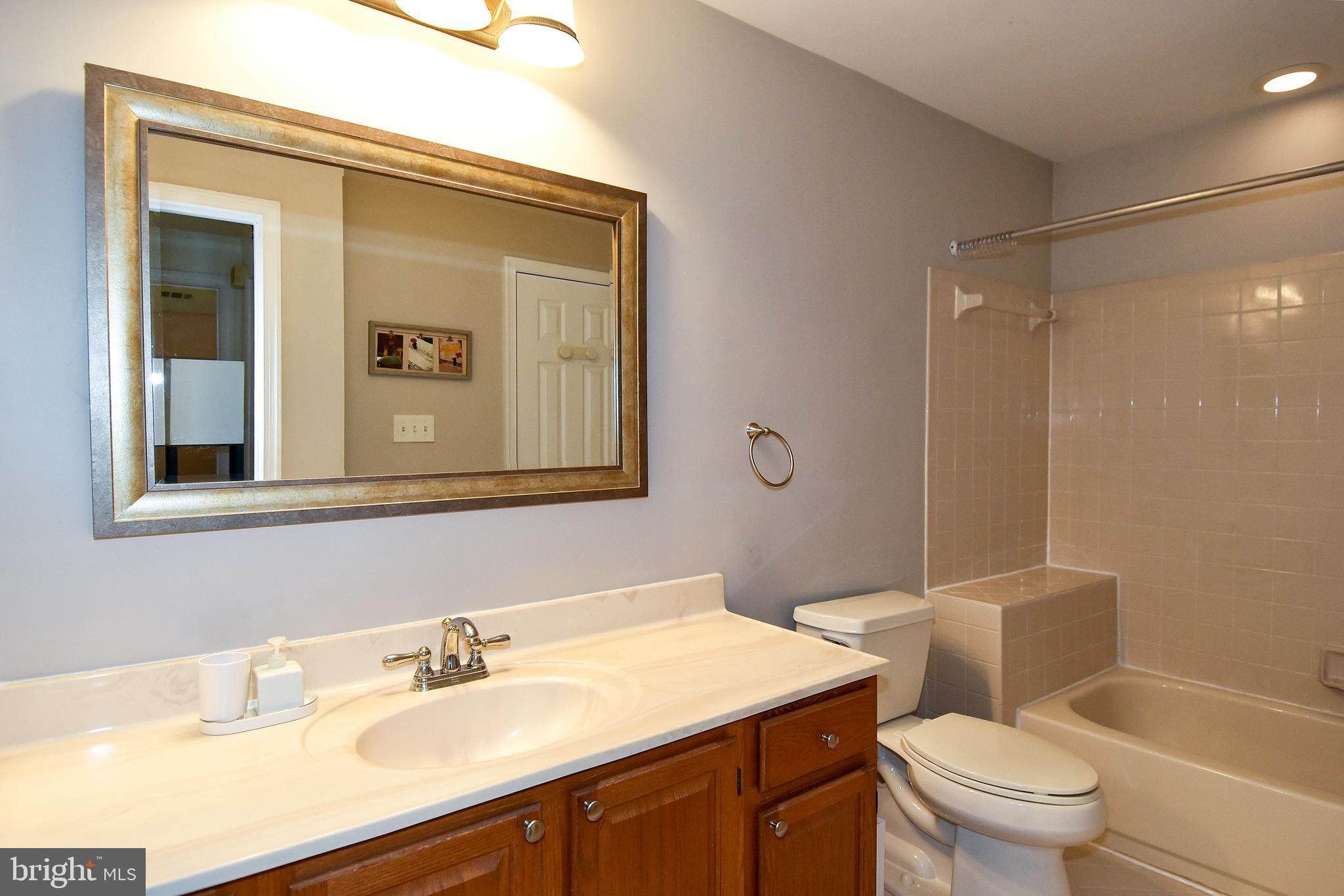 BENTLEY PLACE - Residential