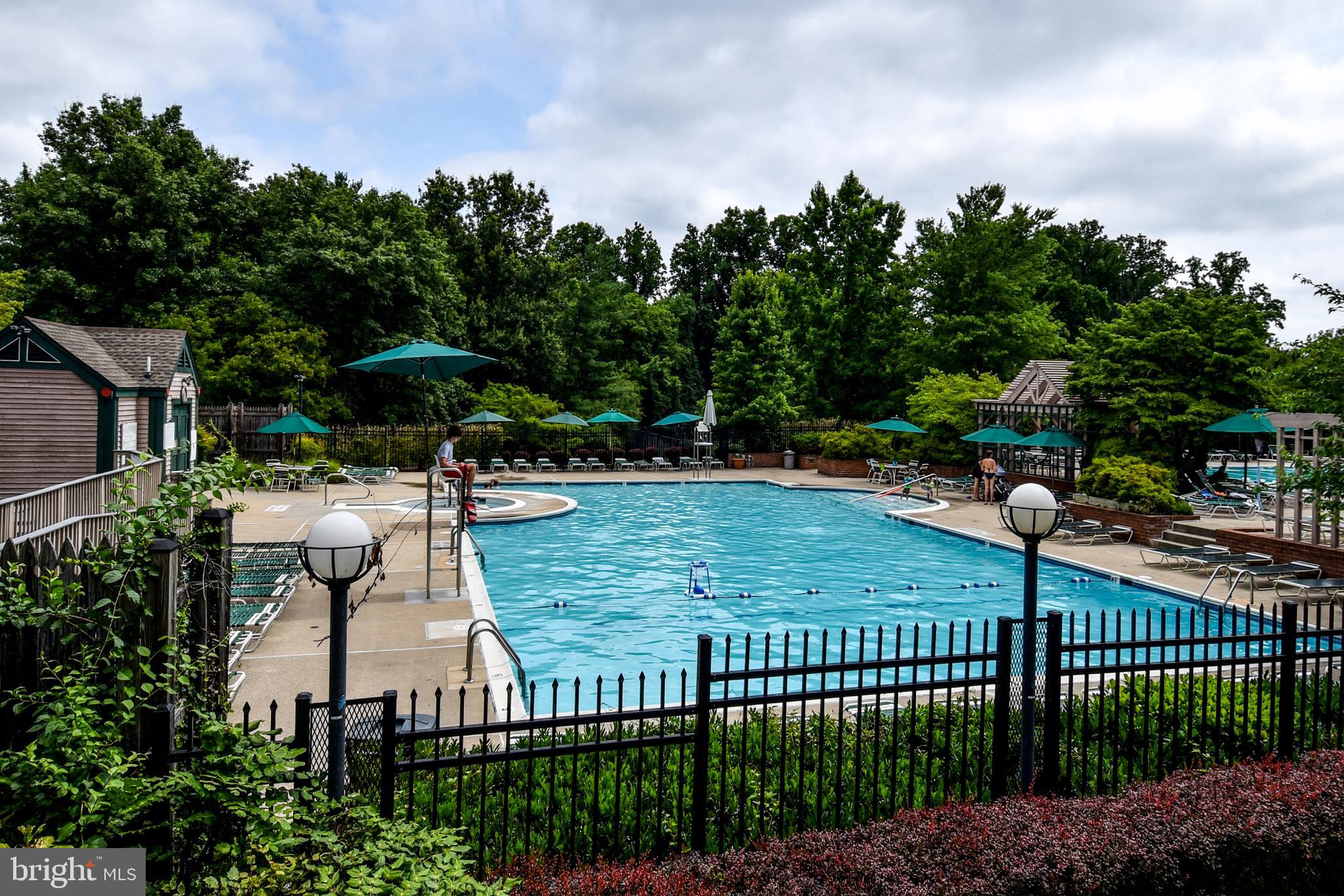 BENTLEY PLACE - Residential