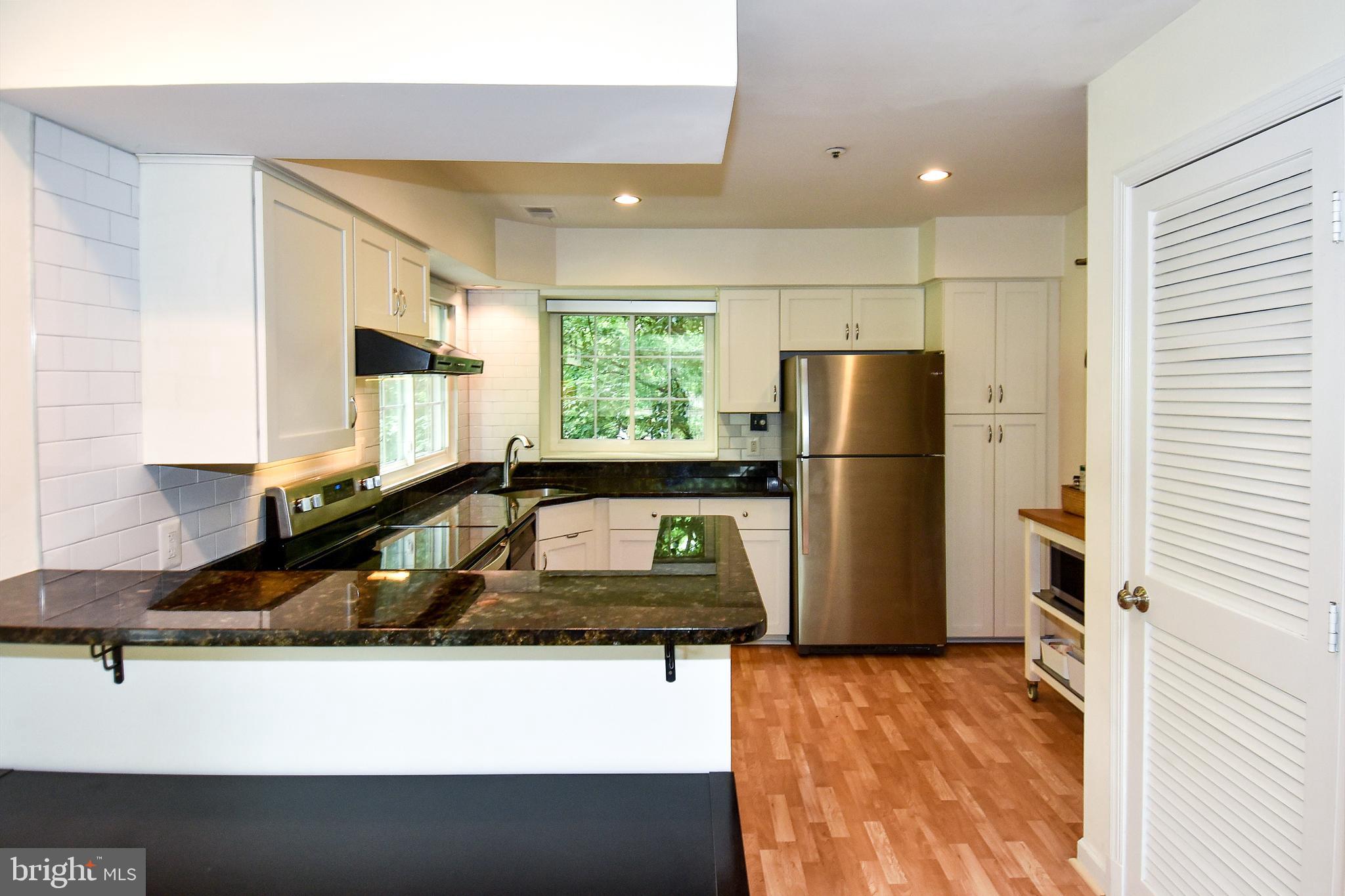 BENTLEY PLACE - Residential