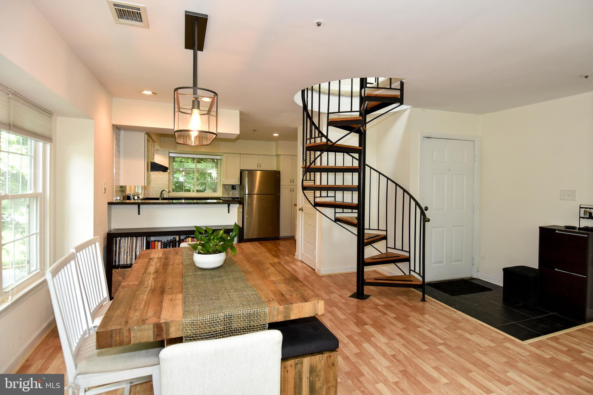 BENTLEY PLACE - Residential