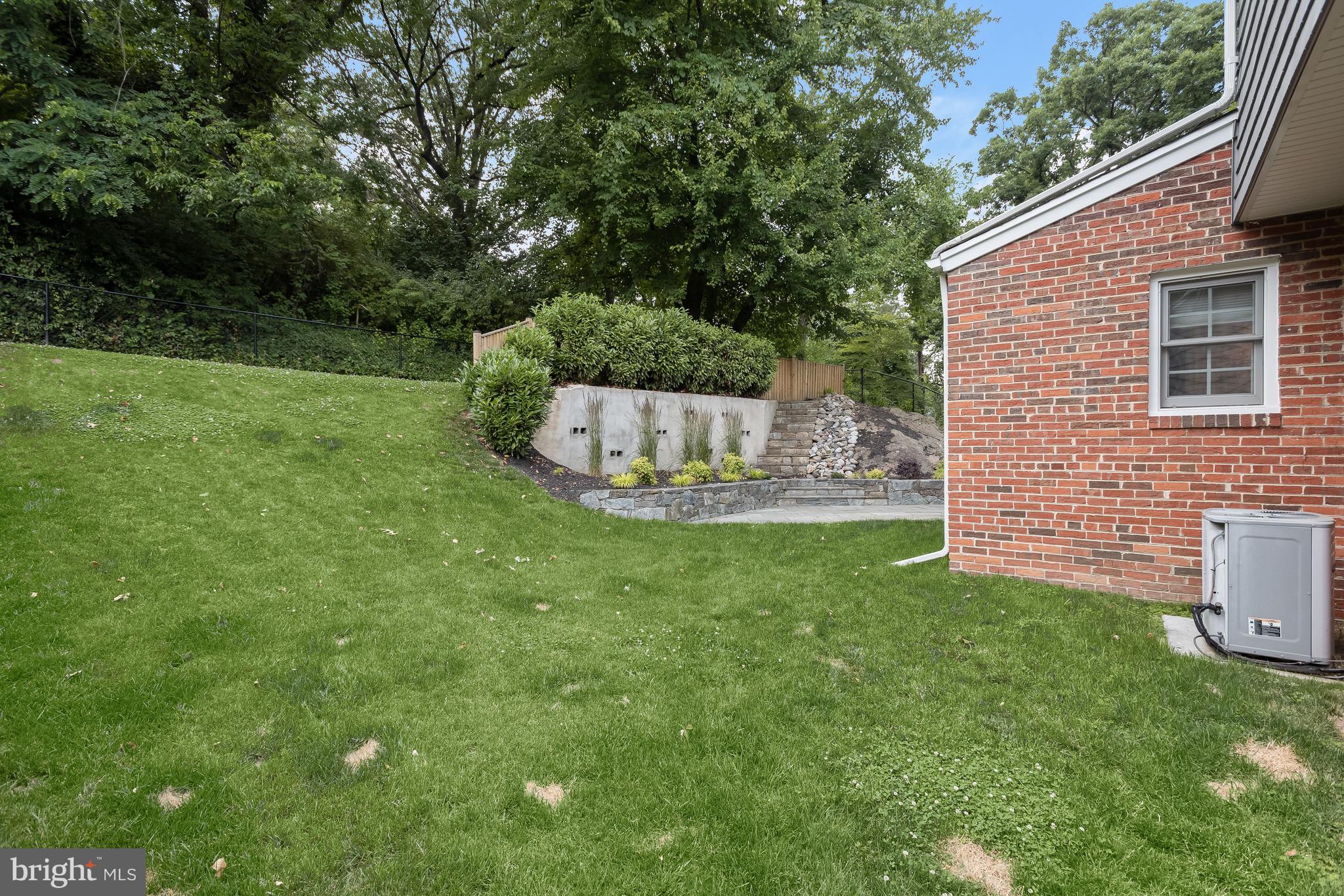 WOODMOOR - Residential