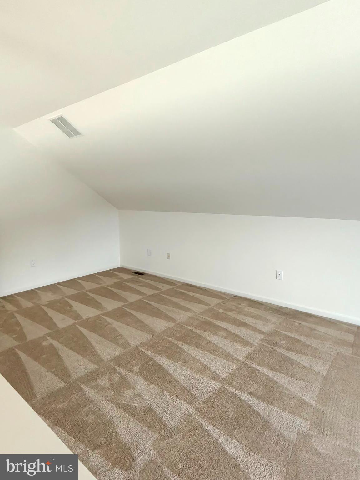 KINGS CREST - Residential Lease