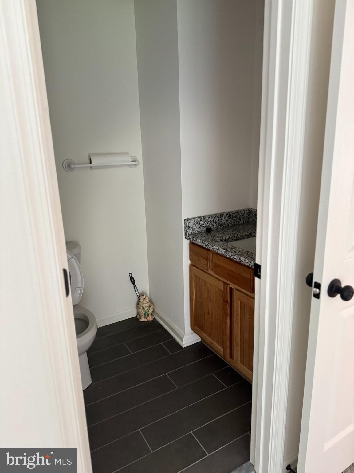 KINGS CREST - Residential Lease