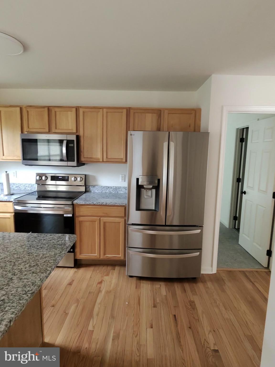 KINGS CREST - Residential Lease